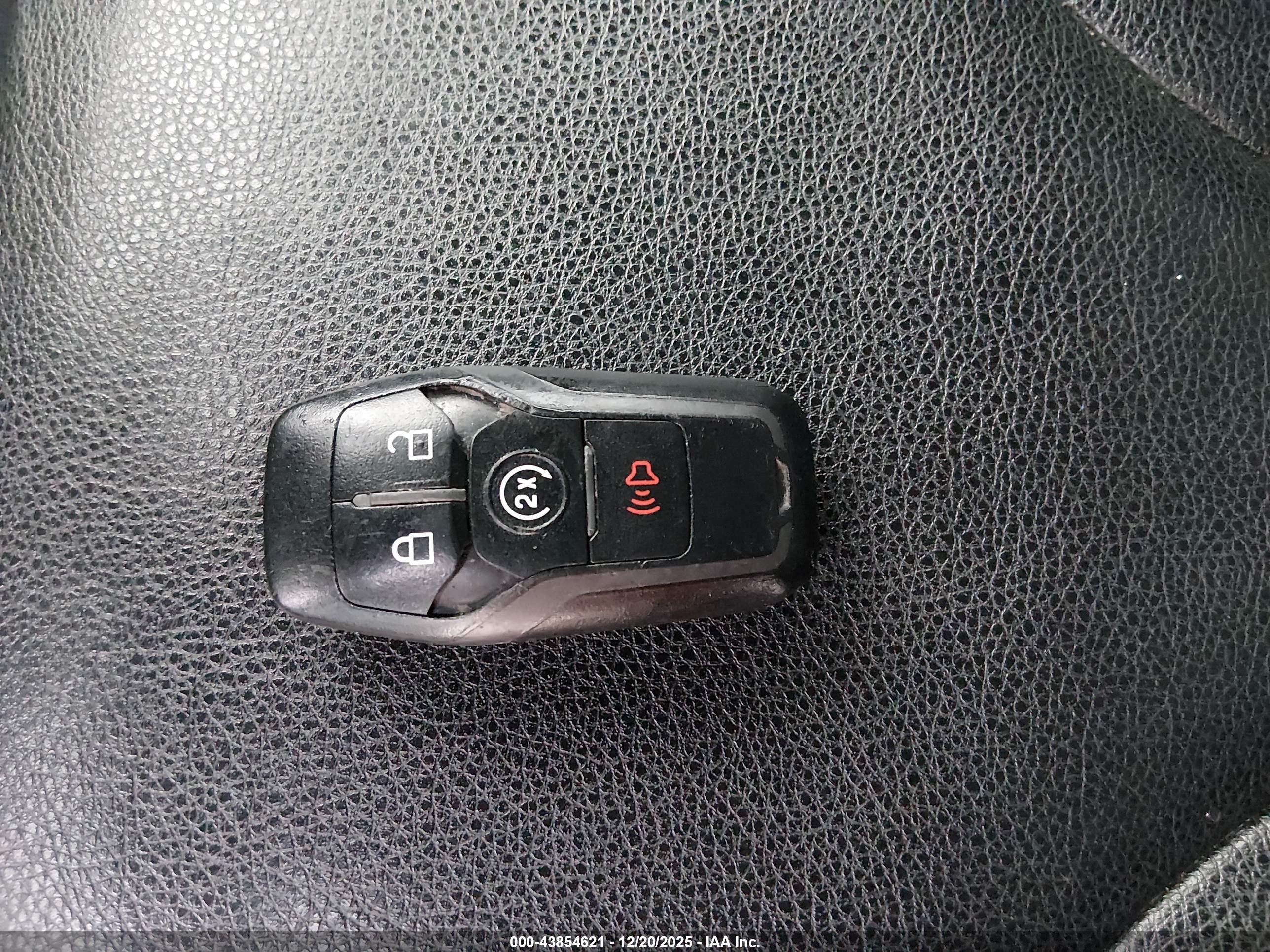 LINCOLN MKC image 11