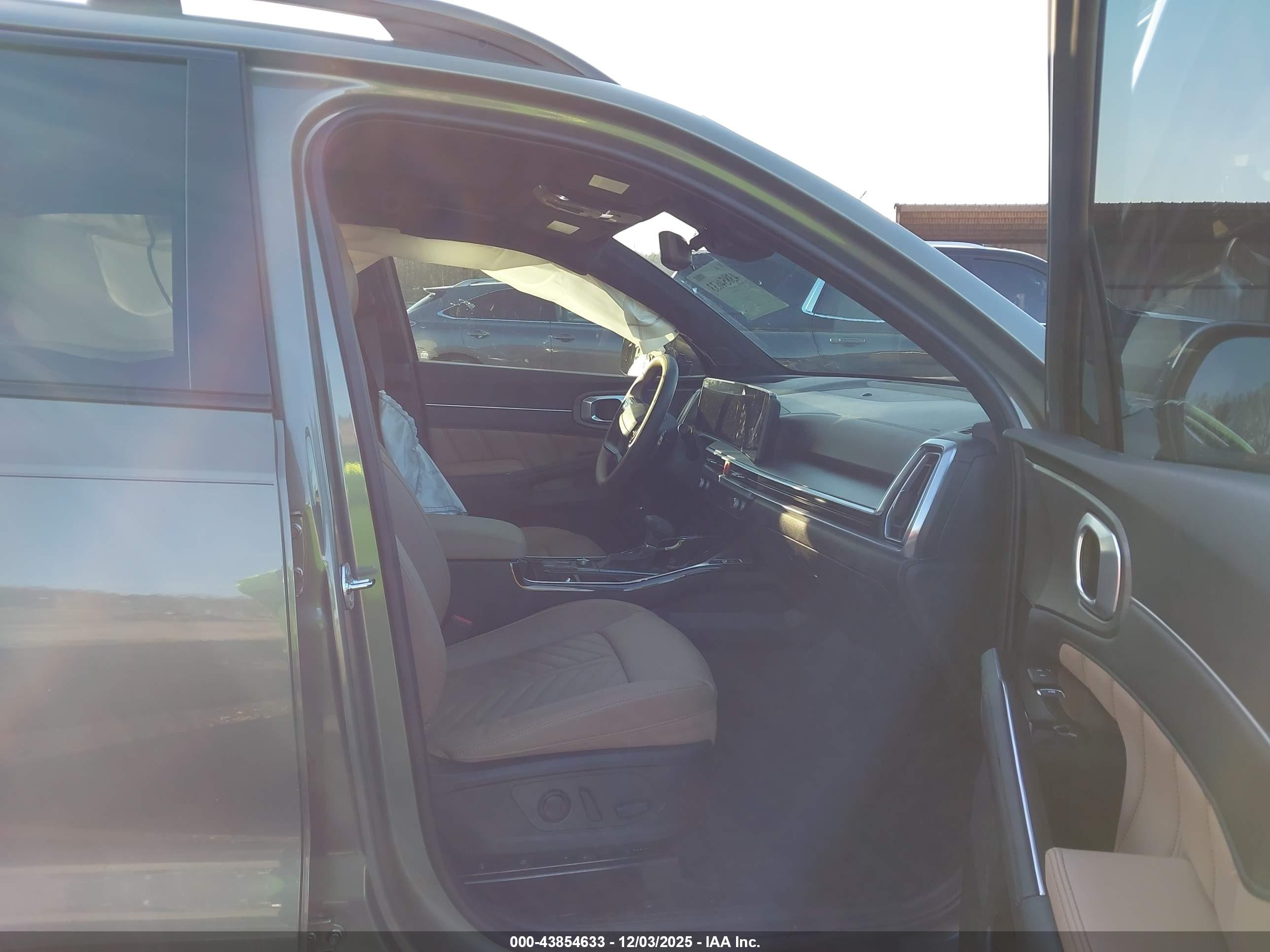 KIA SORENTO image 5