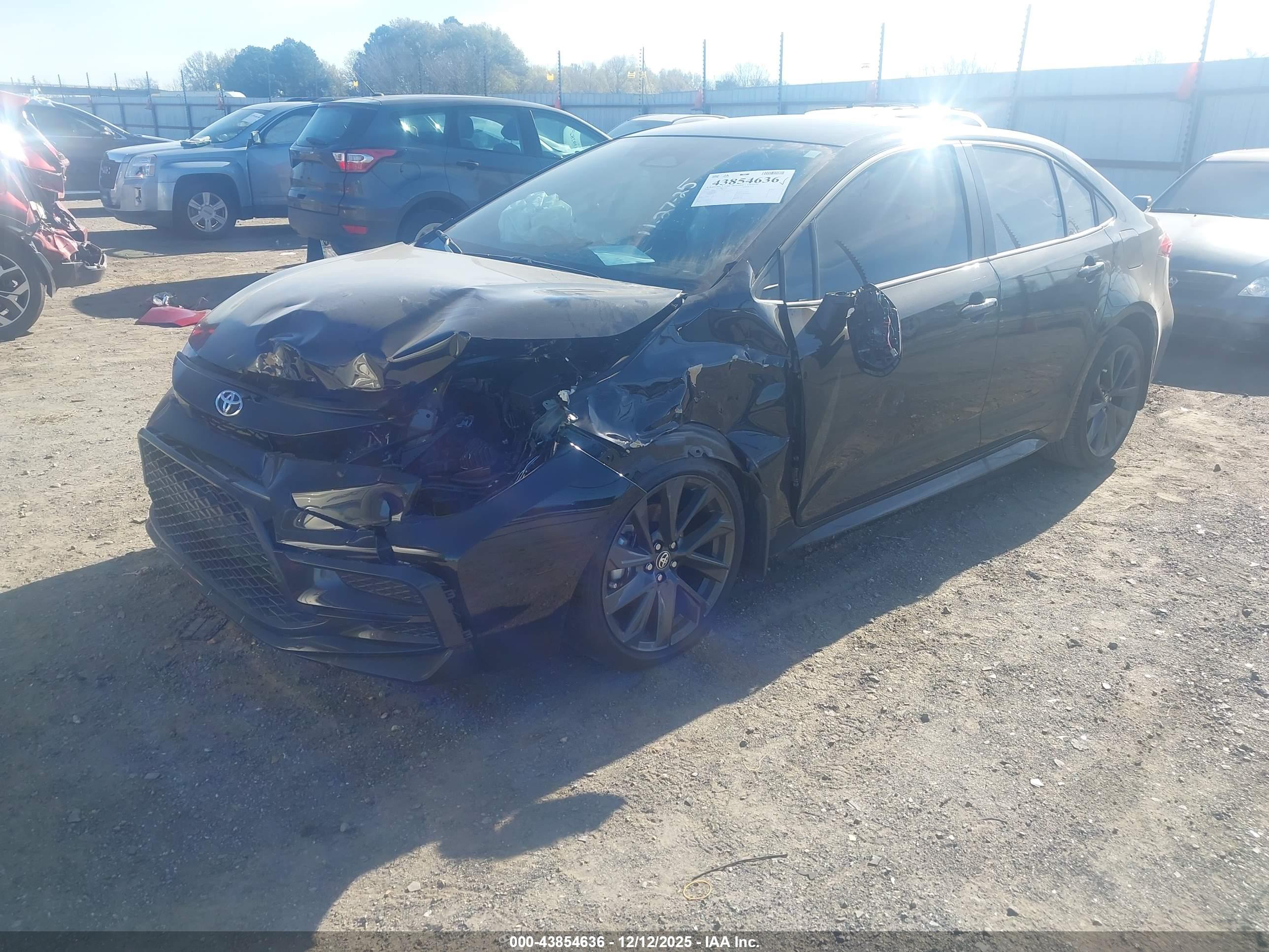 TOYOTA COROLLA image 2