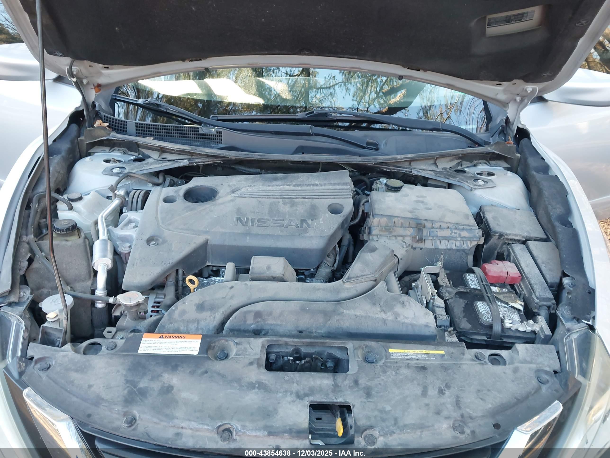 NISSAN ALTIMA image 10