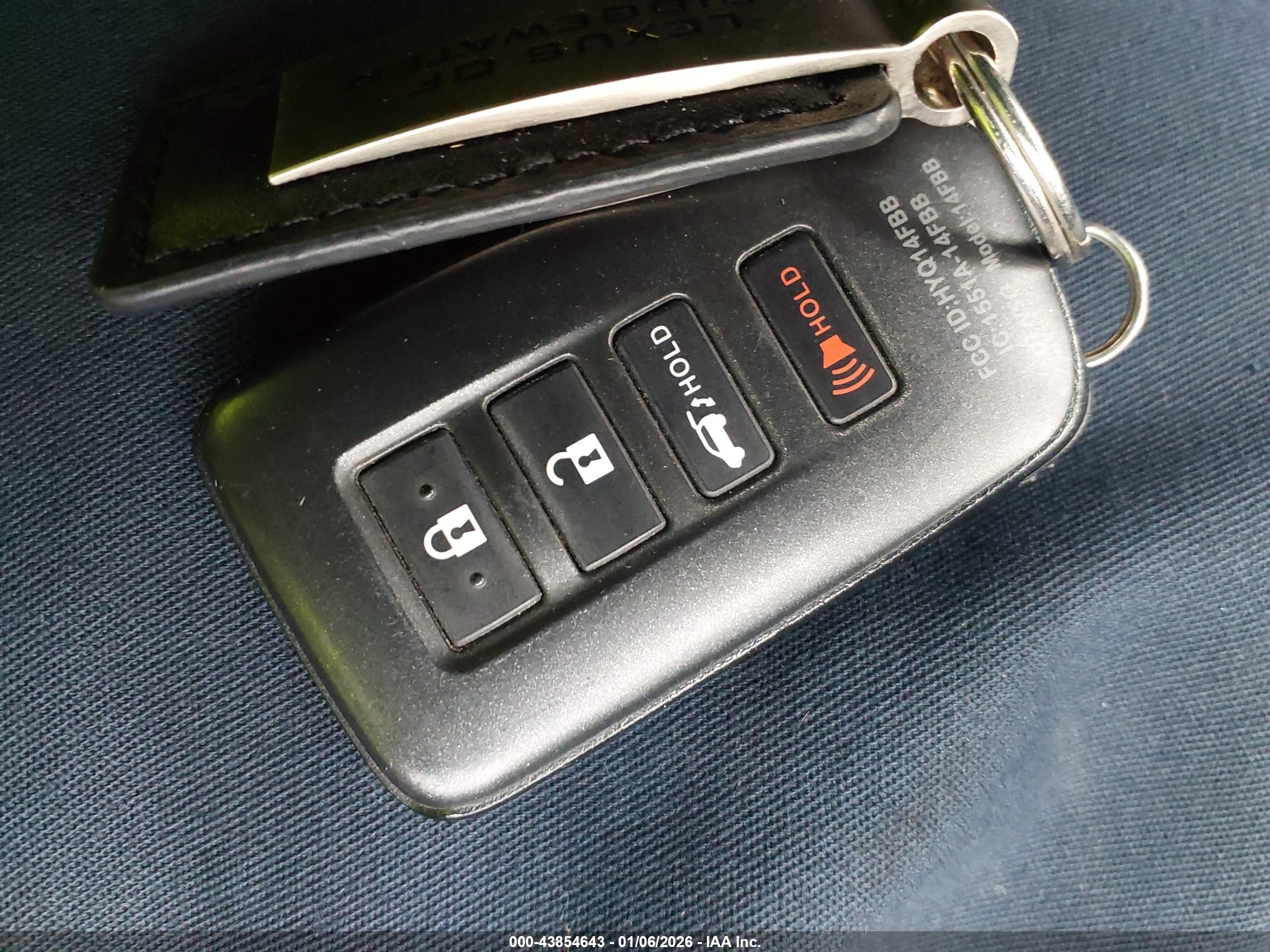 LEXUS RX image 11