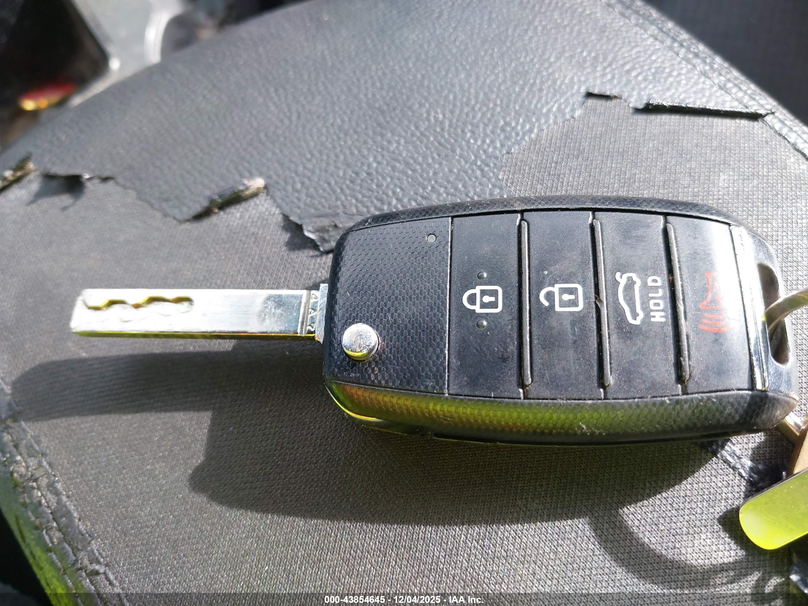 KIA OPTIMA image 11