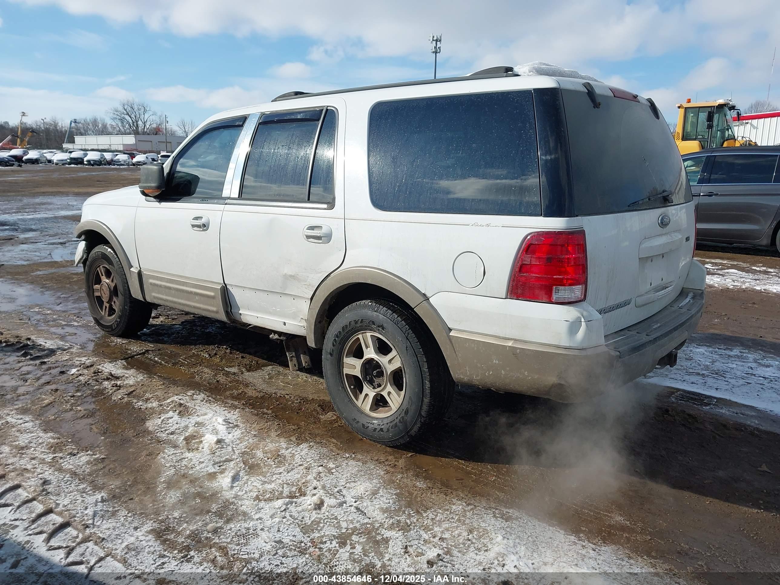 FORD EXPEDITION image 3