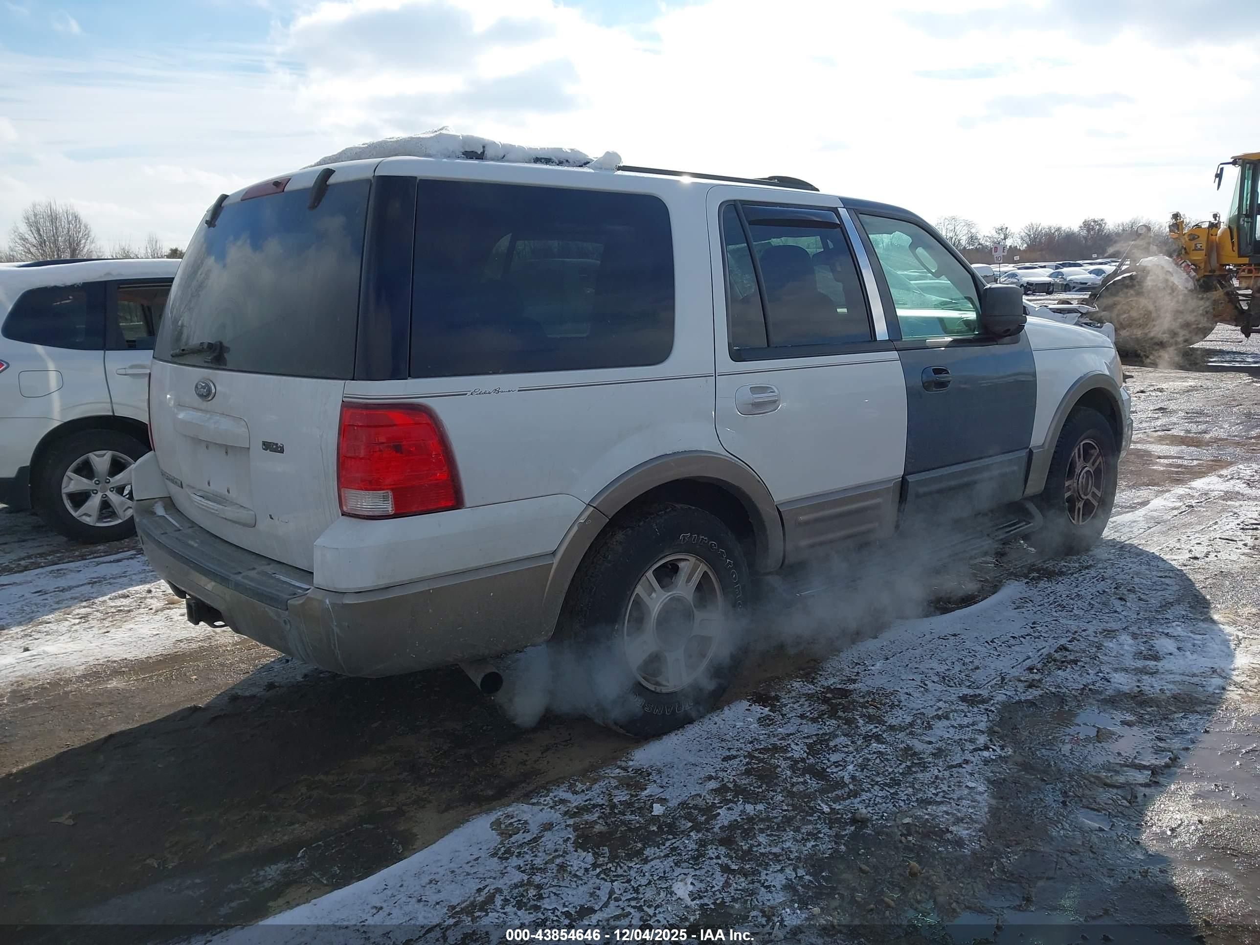 FORD EXPEDITION image 4