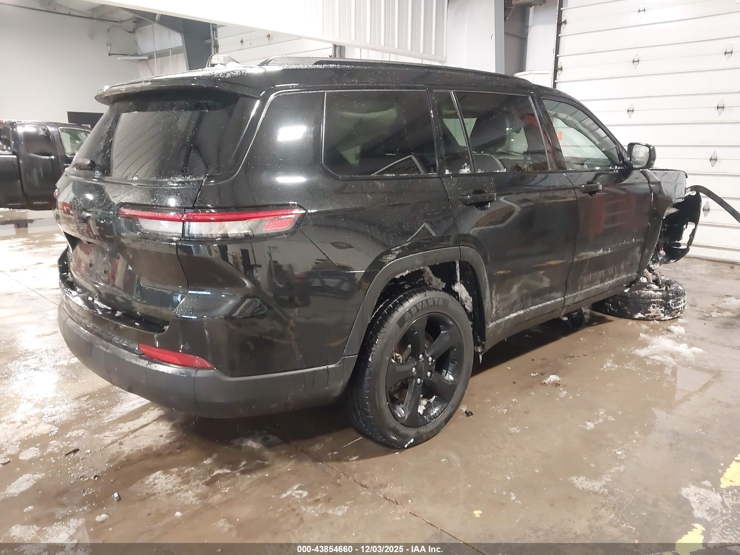 JEEP GRAND image 4
