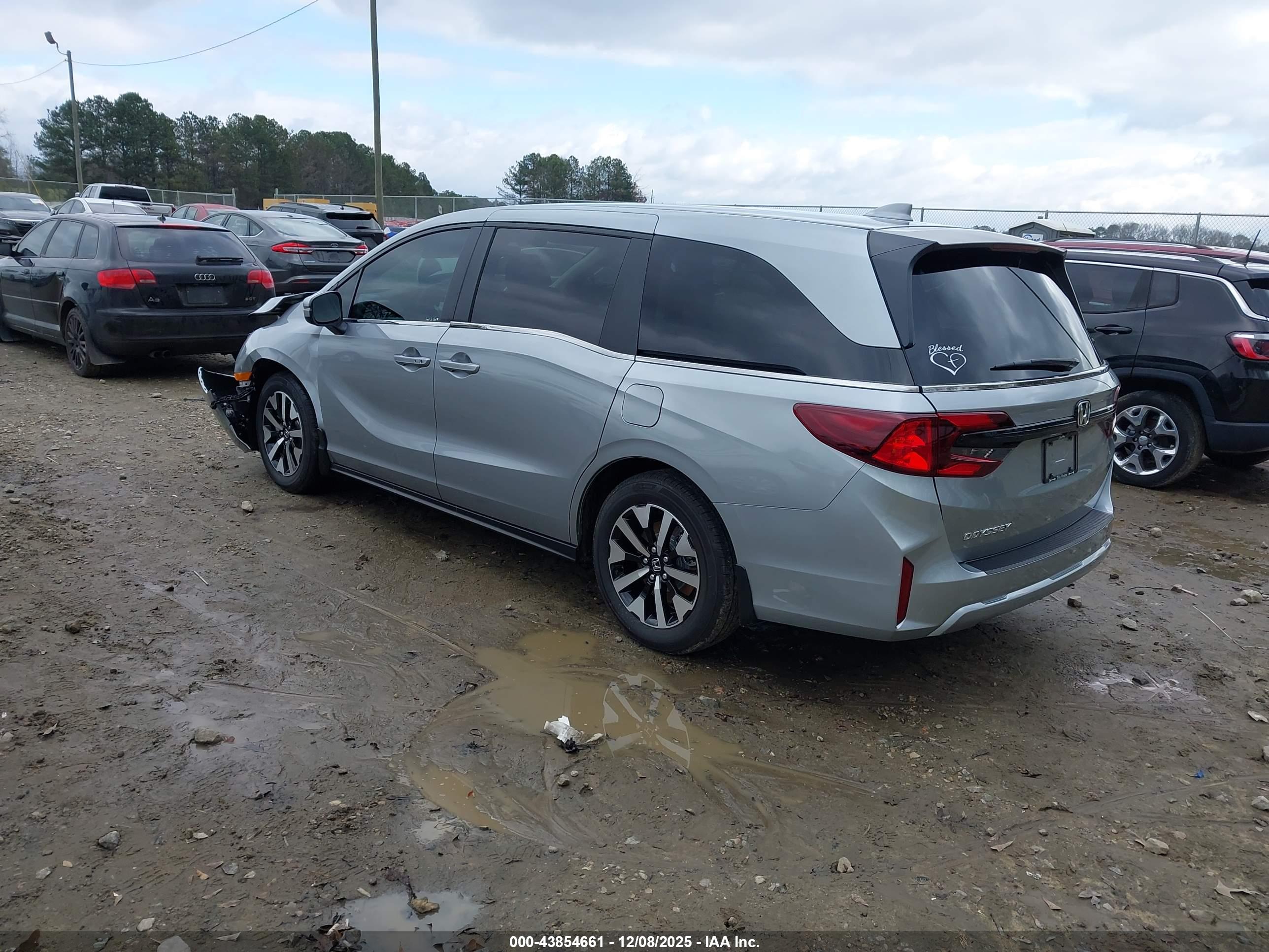 HONDA ODYSSEY image 3