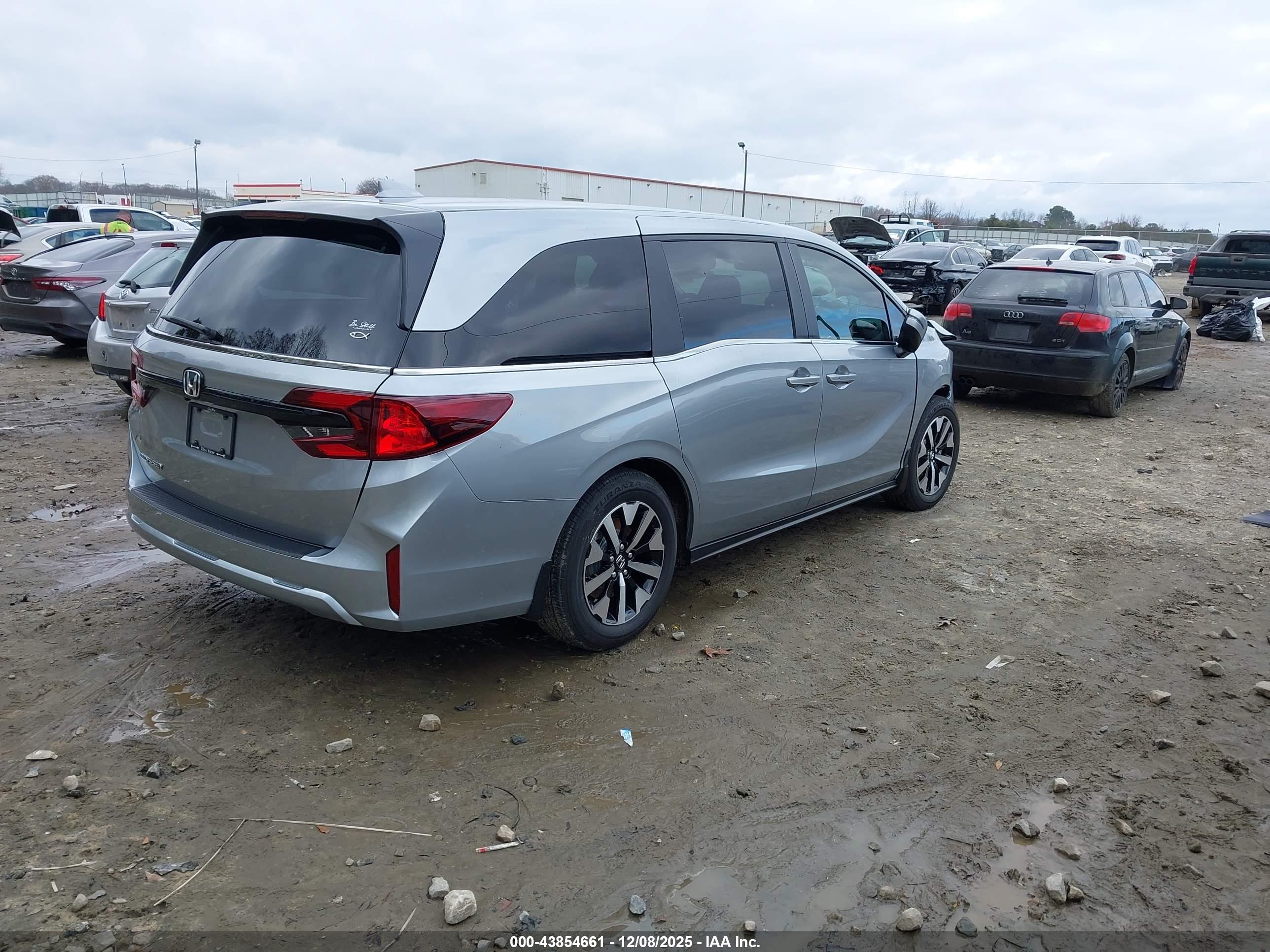 HONDA ODYSSEY image 4