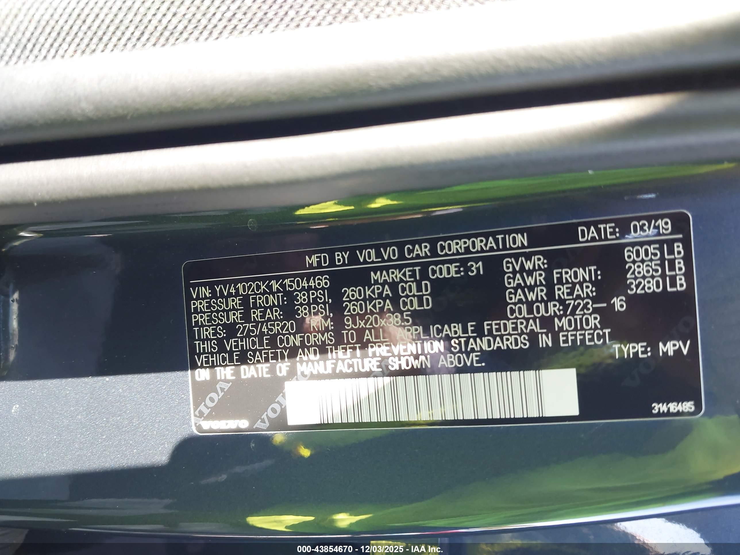 VOLVO XC90 image 9