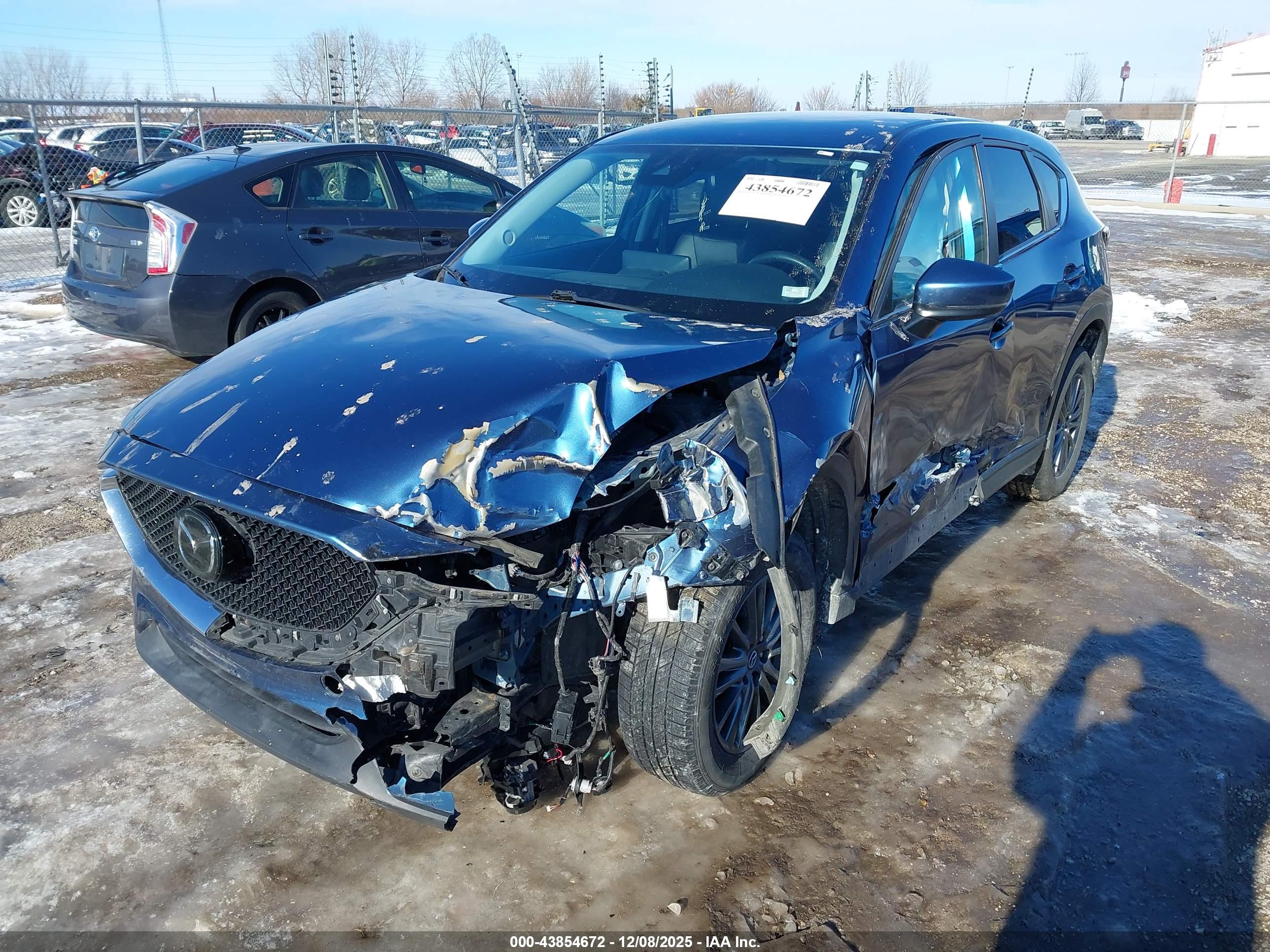 MAZDA CX-5 image 2