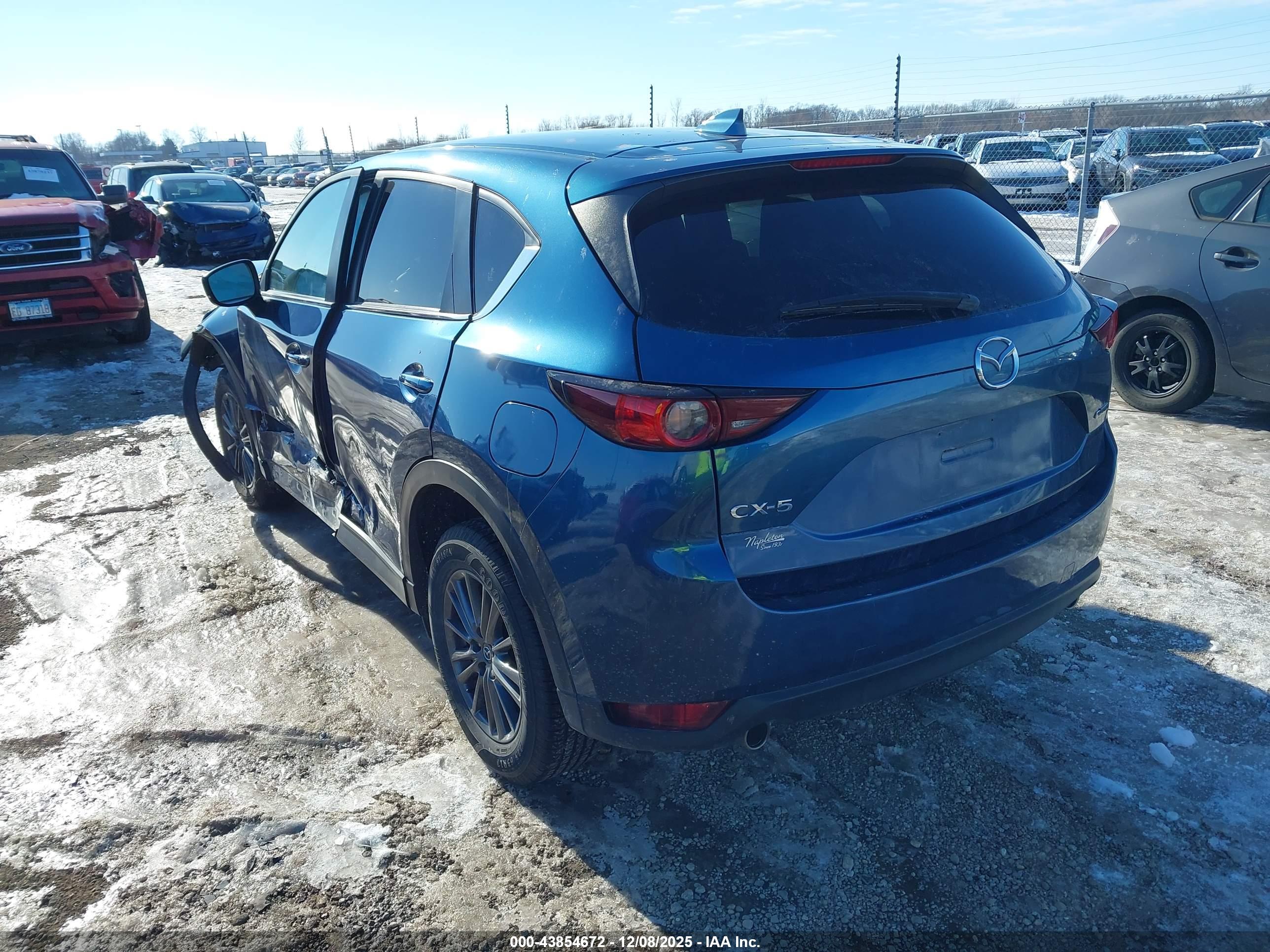 MAZDA CX-5 image 3