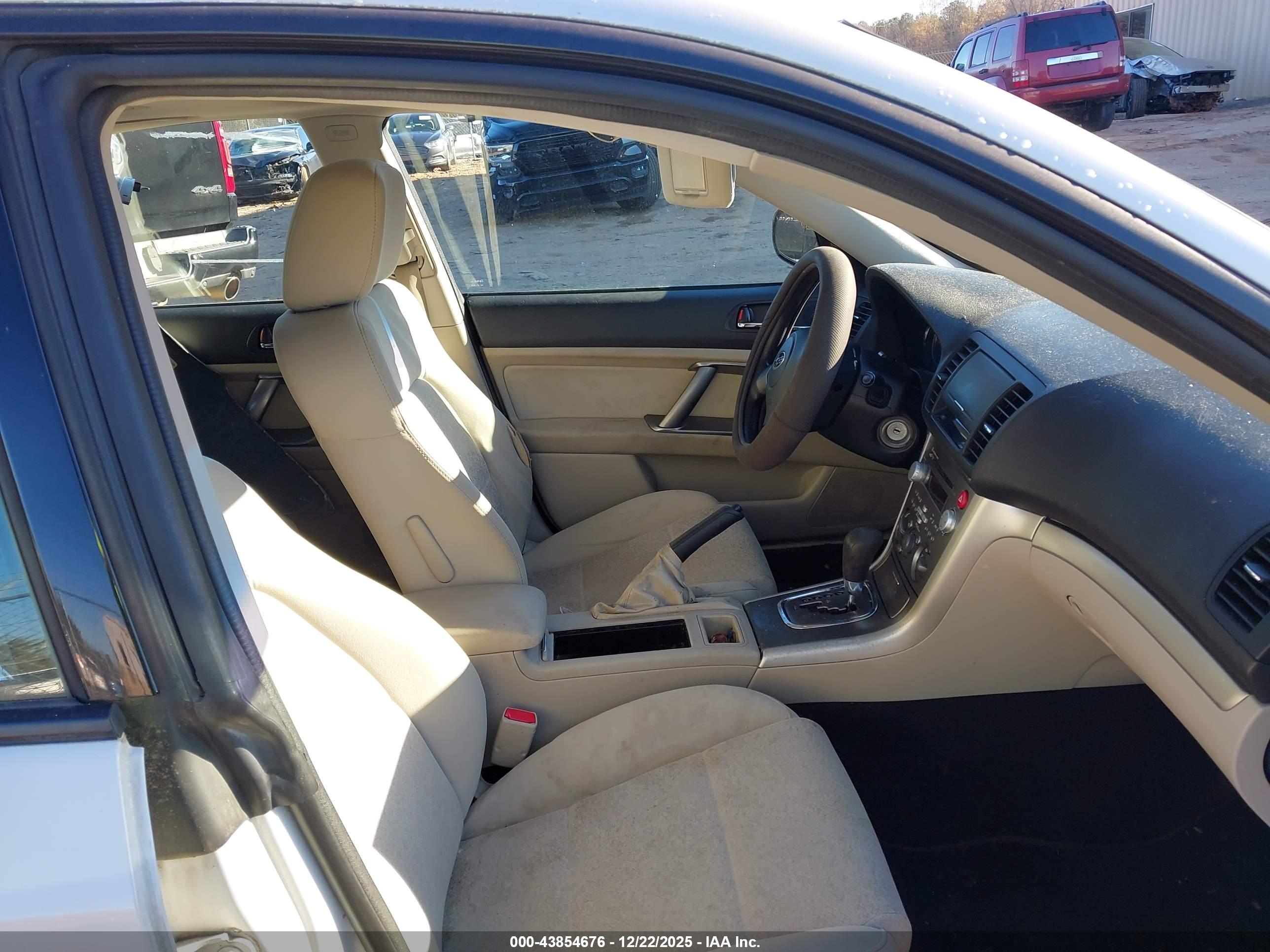 SUBARU LEGACY image 5