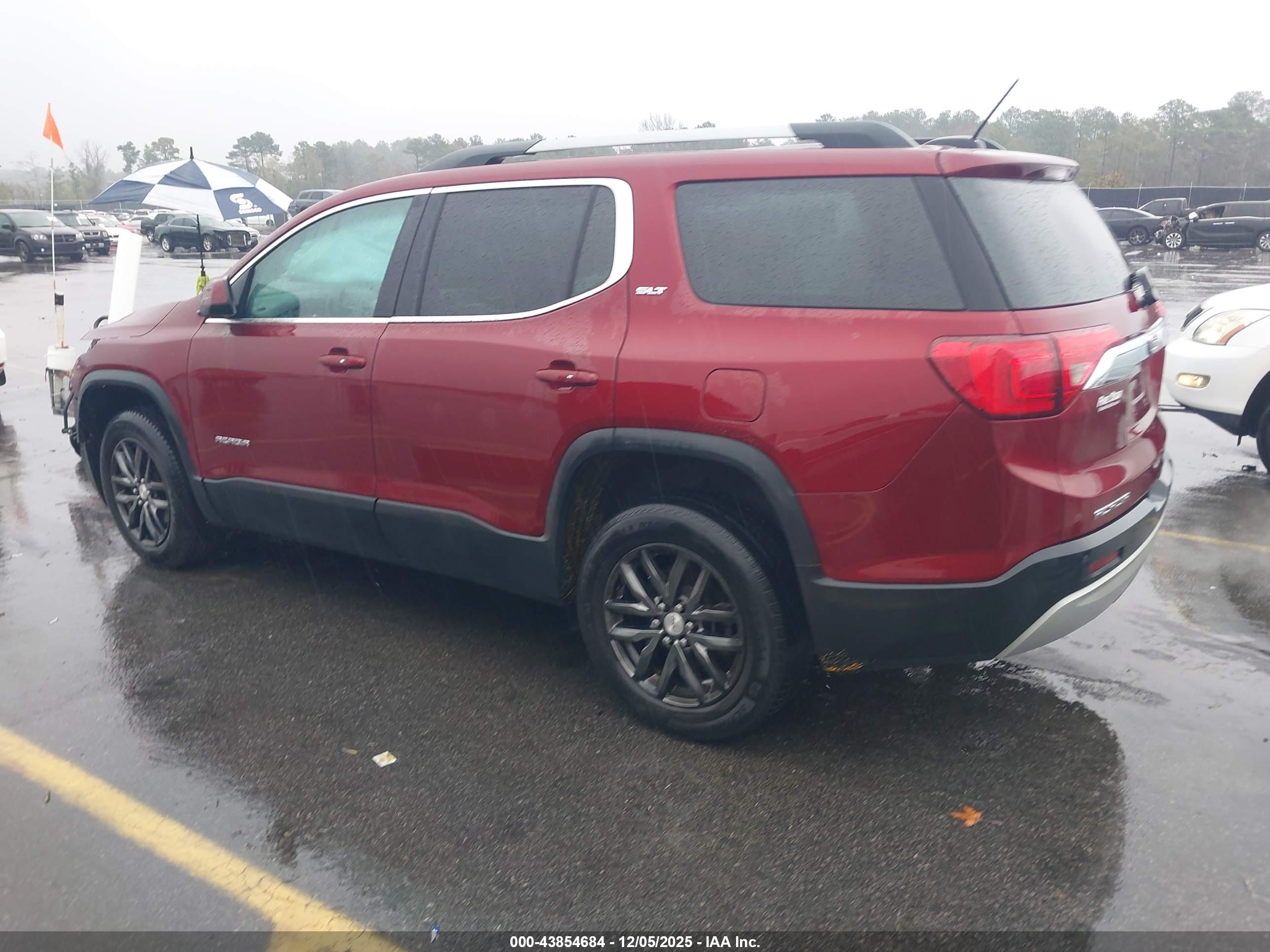 GMC ACADIA image 3