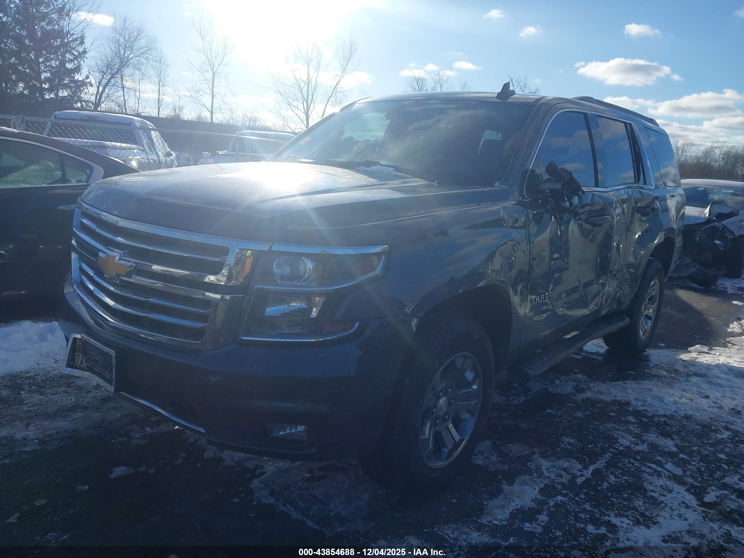 CHEVROLET TAHOE image 2