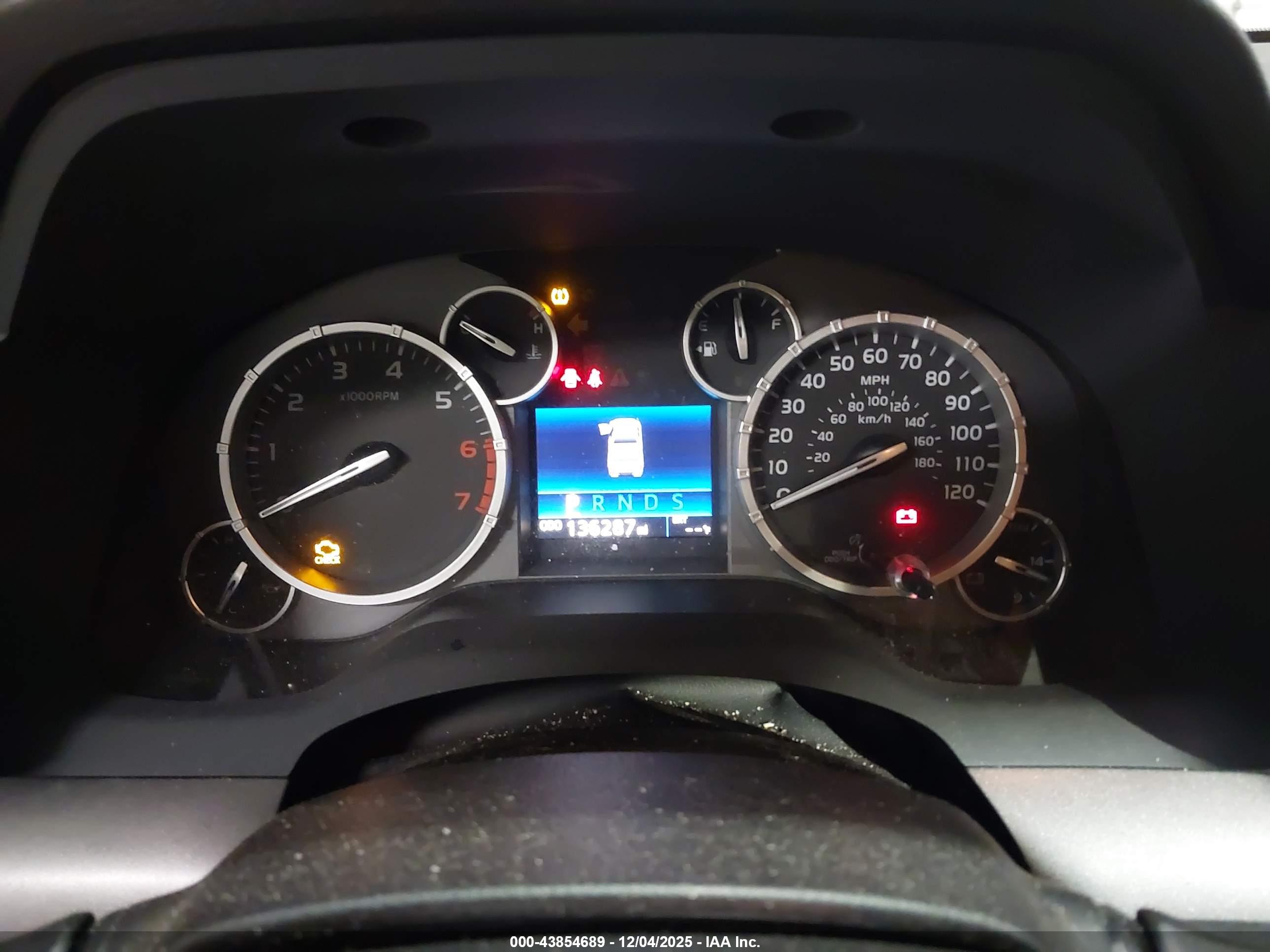TOYOTA TUNDRA image 7