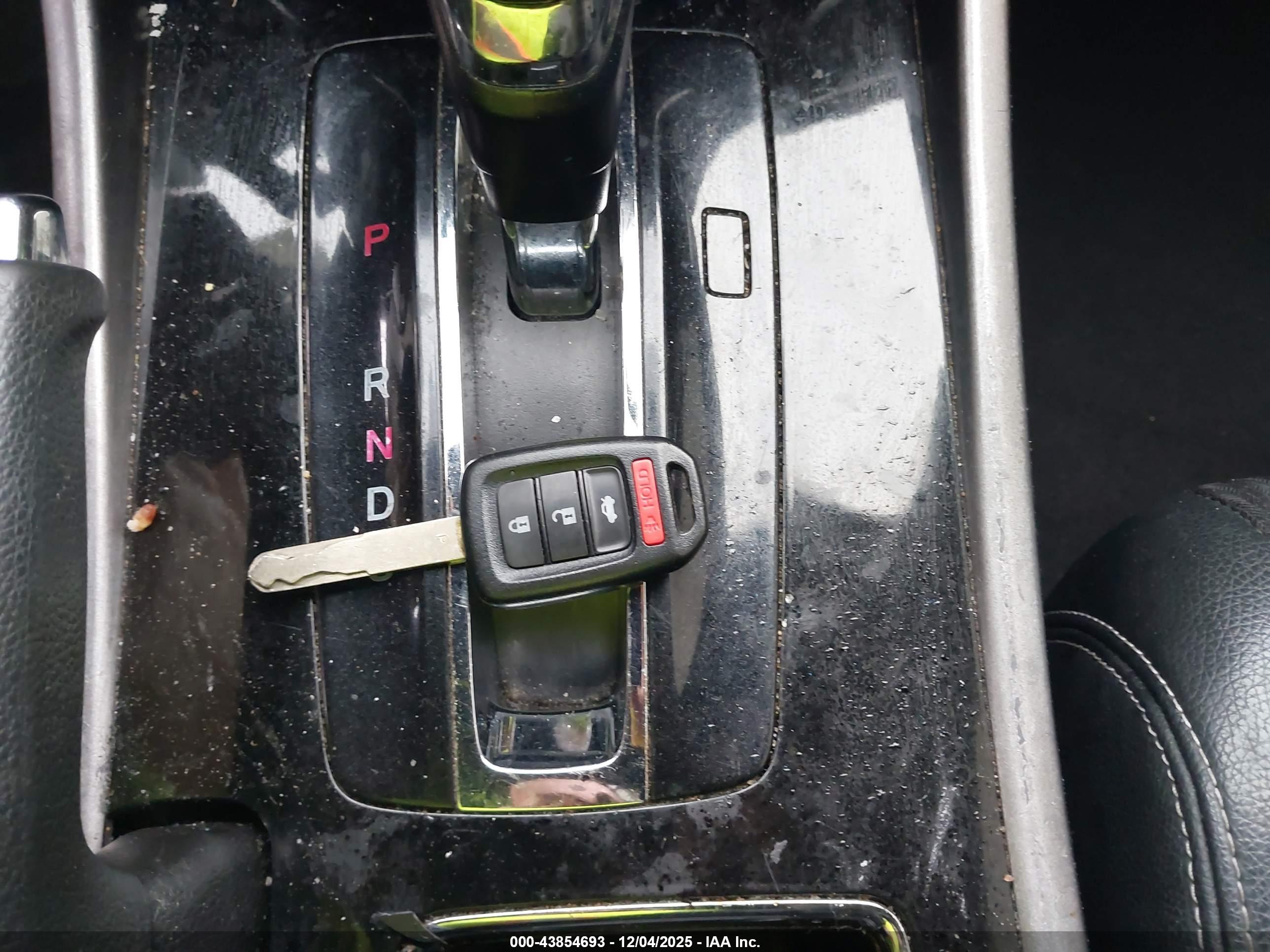HONDA ACCORD image 11