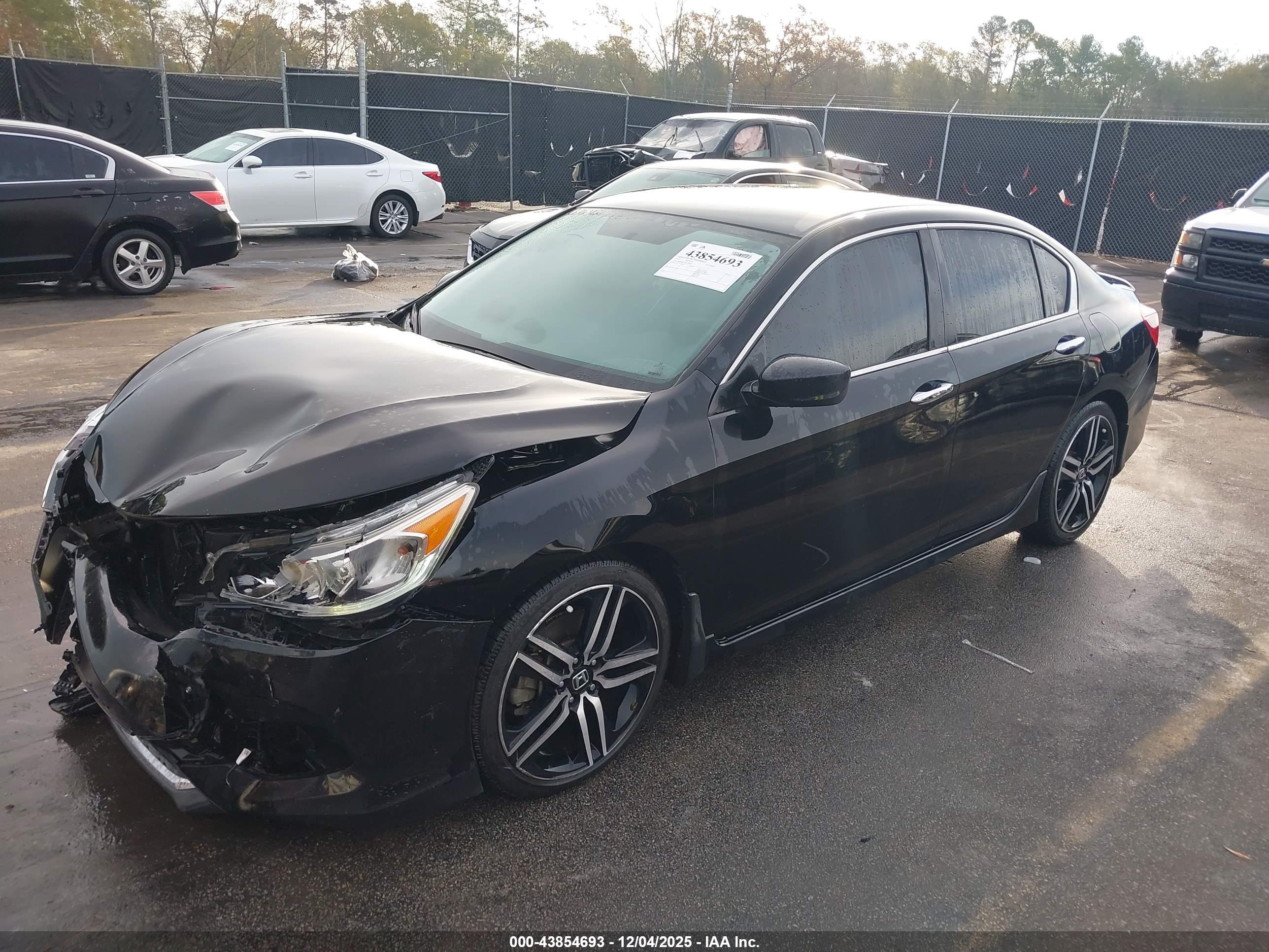 HONDA ACCORD image 2