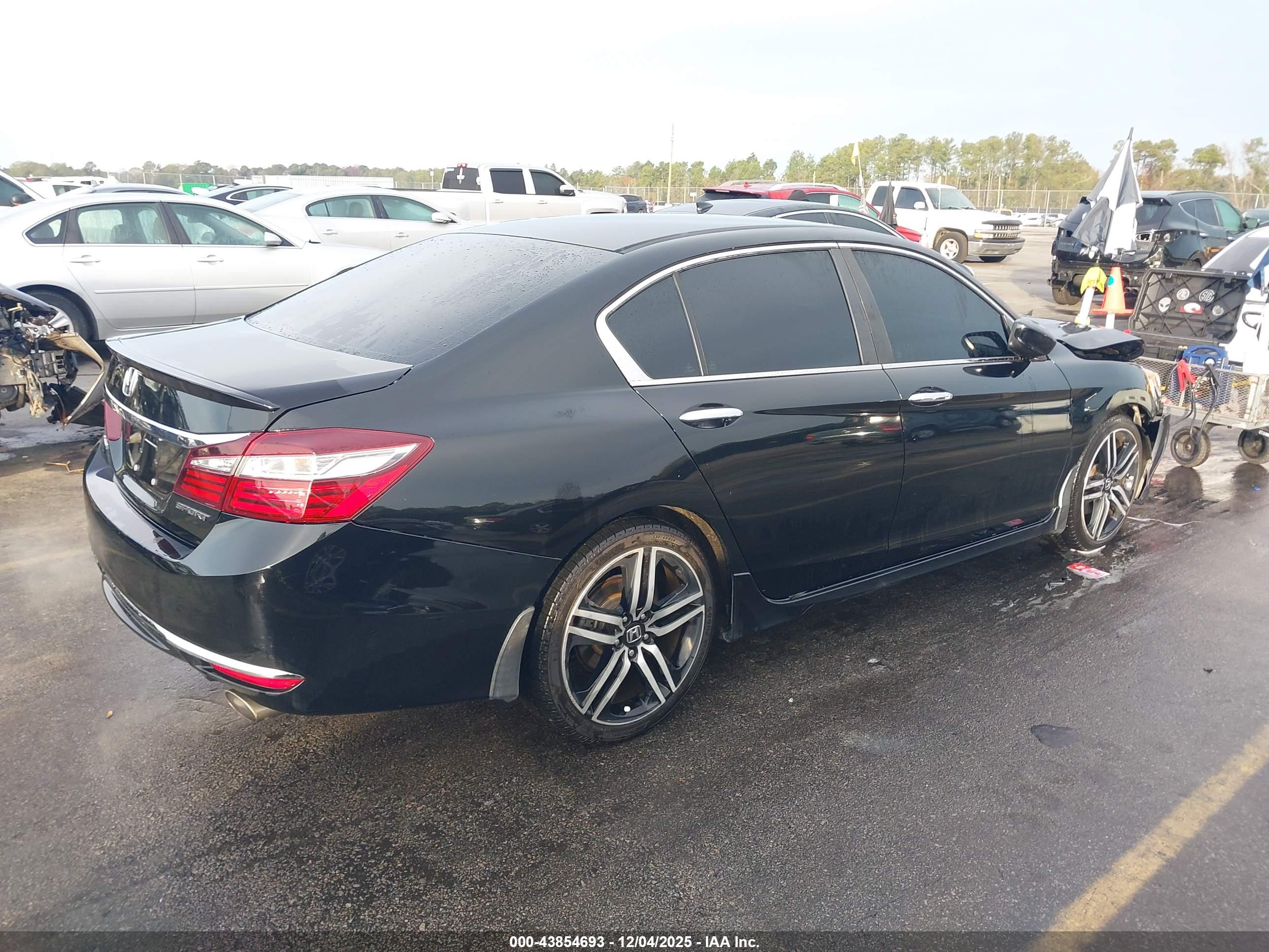 HONDA ACCORD image 4