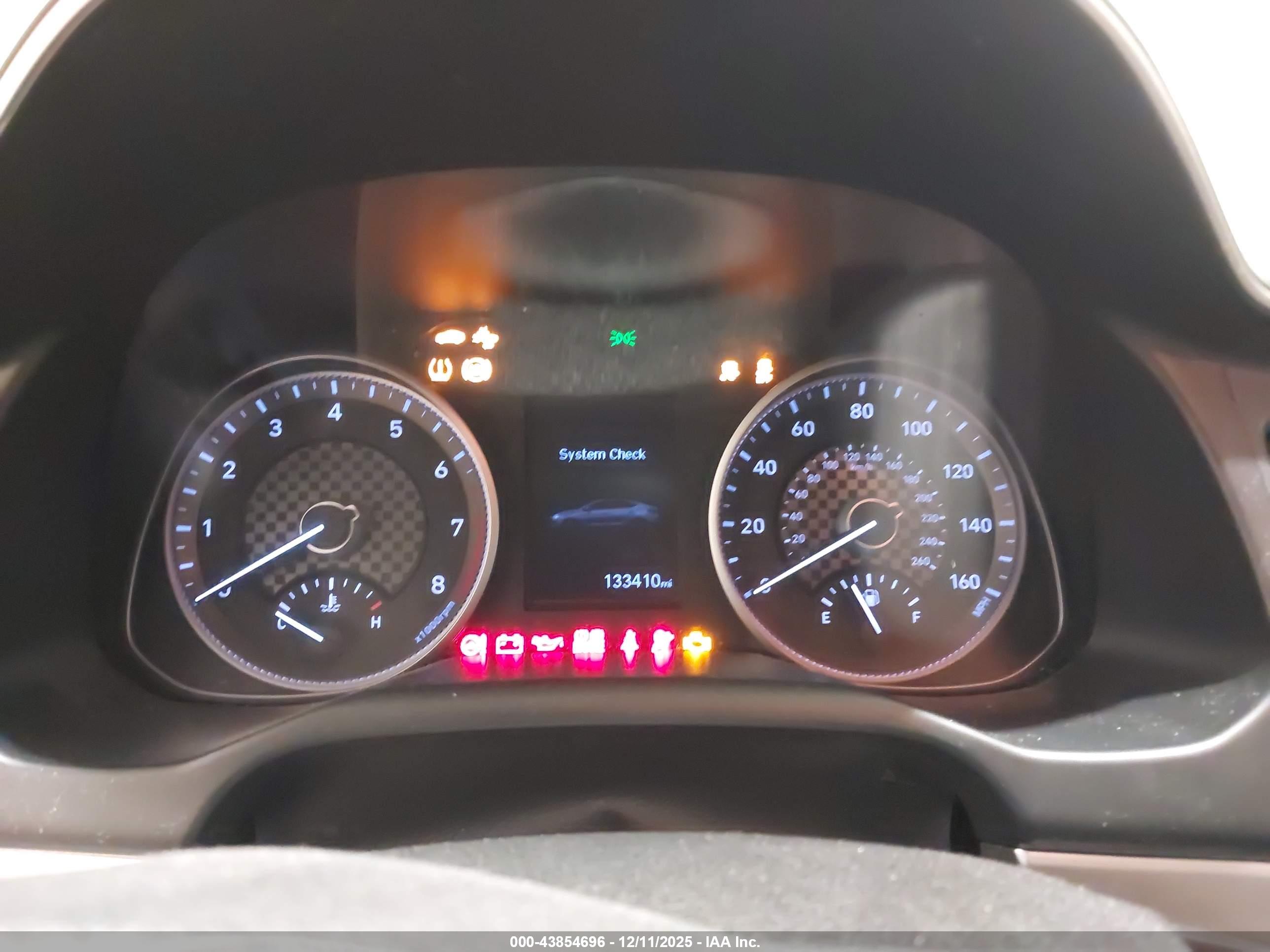 HYUNDAI ELANTRA image 7