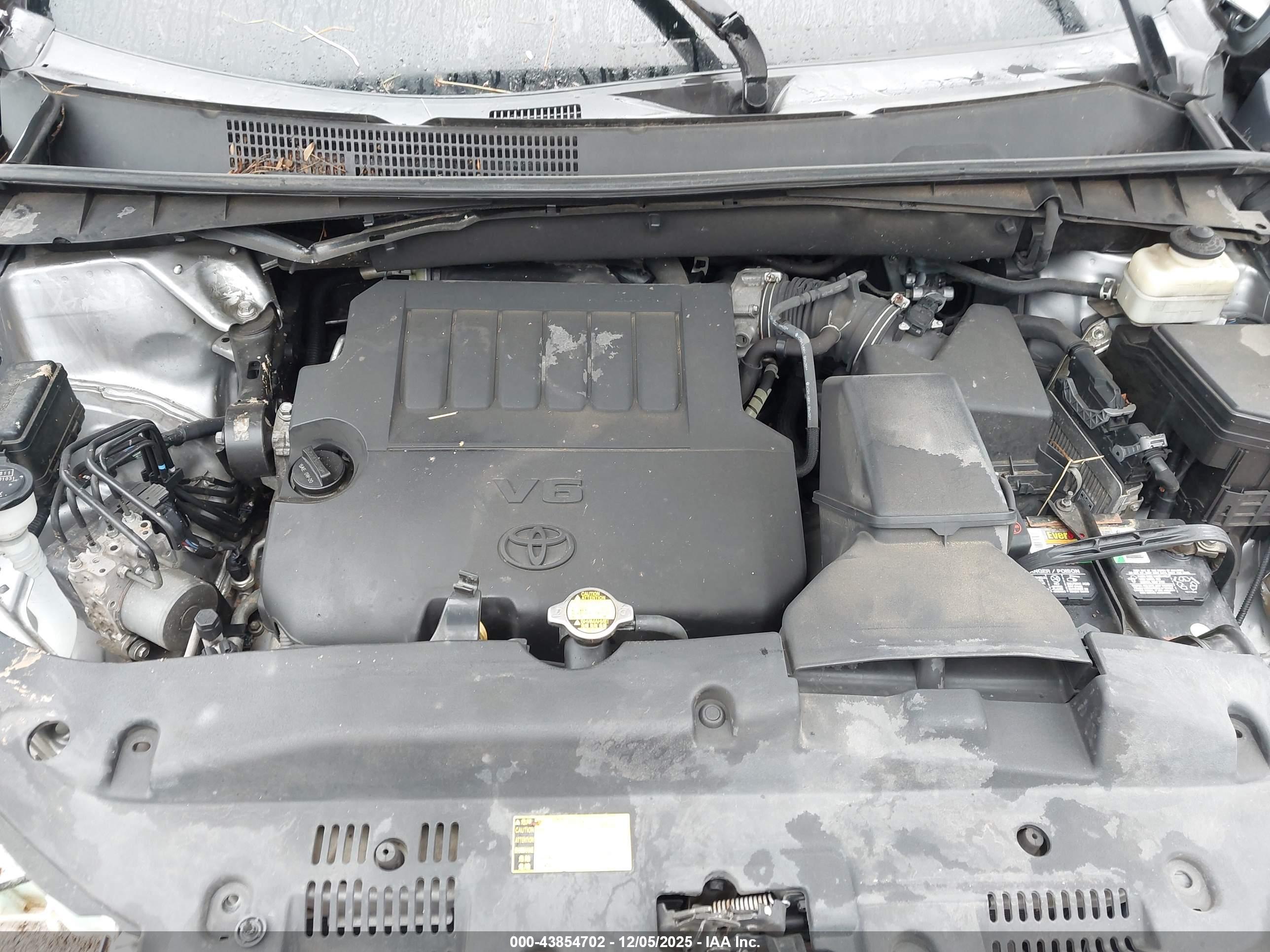 TOYOTA HIGHLANDER image 10