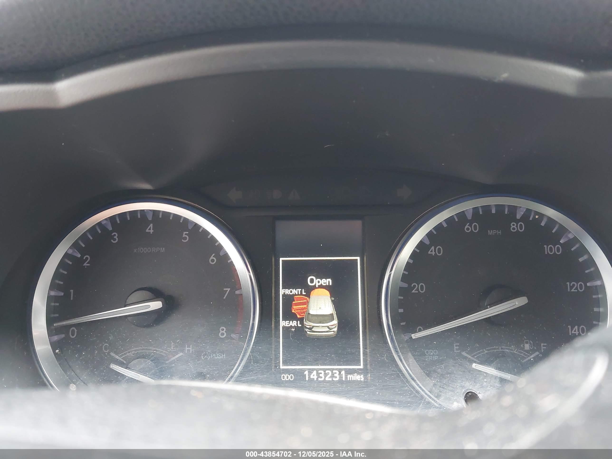 TOYOTA HIGHLANDER image 7