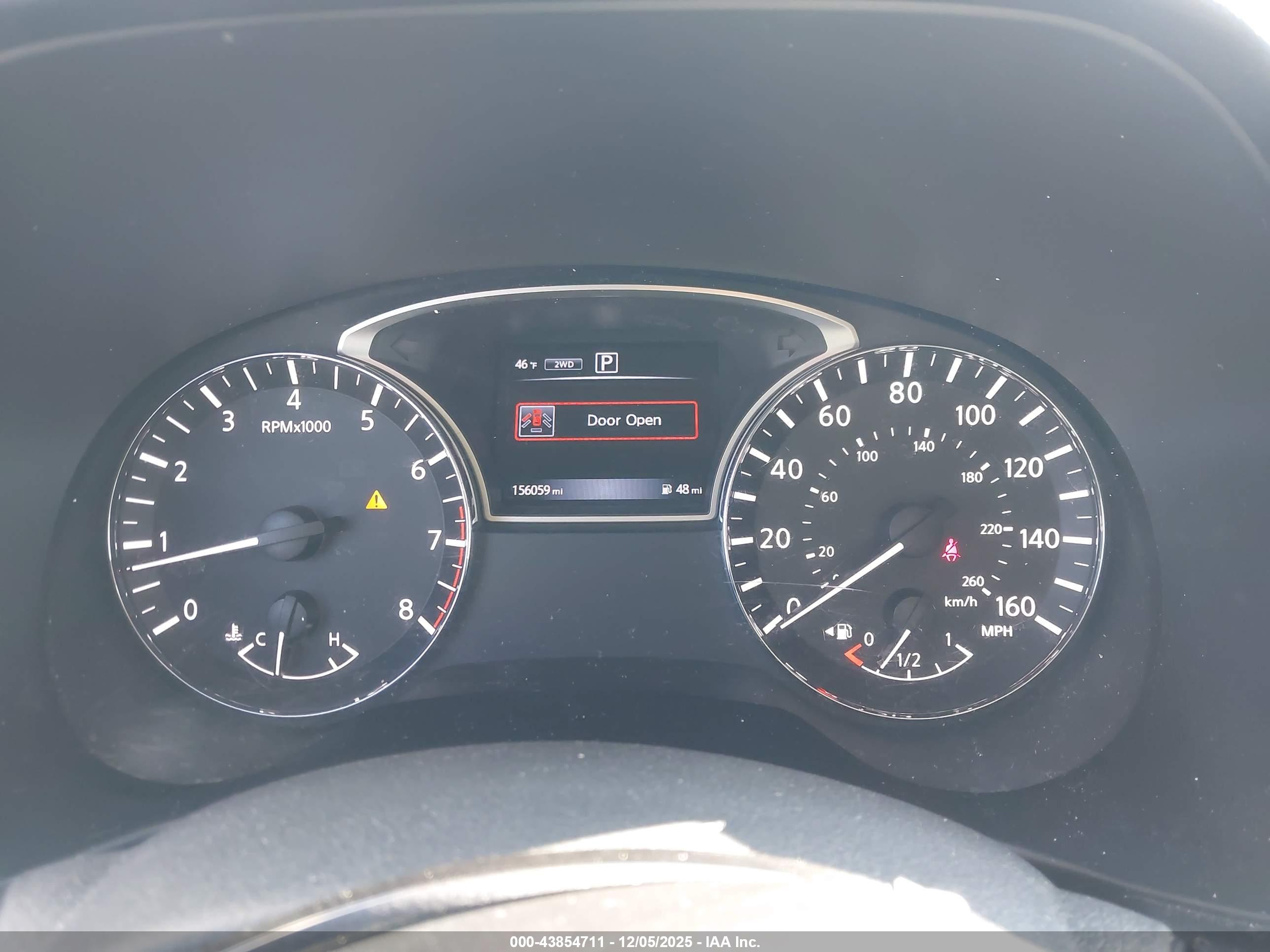NISSAN PATHFINDER image 7