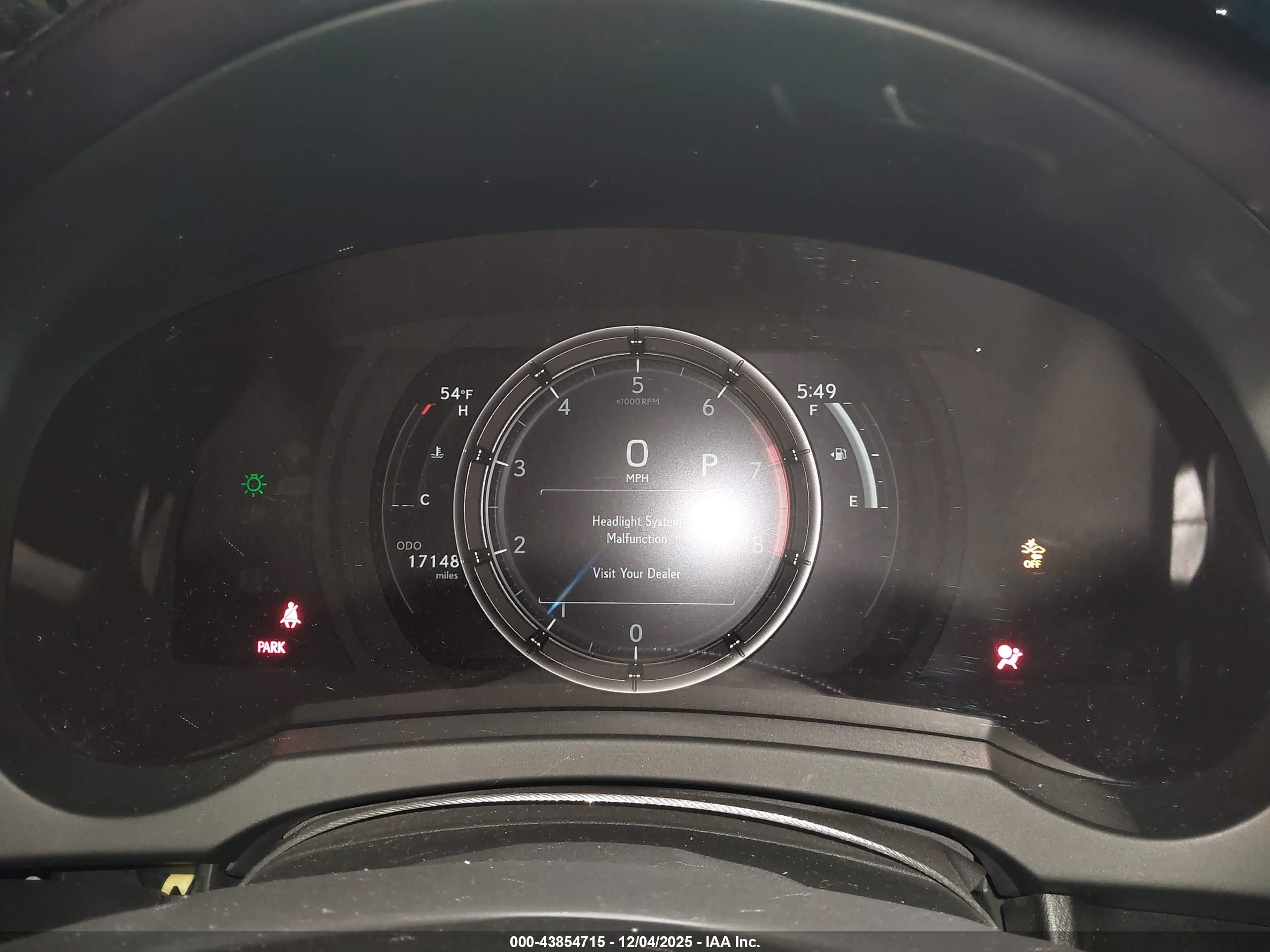 LEXUS IS image 7