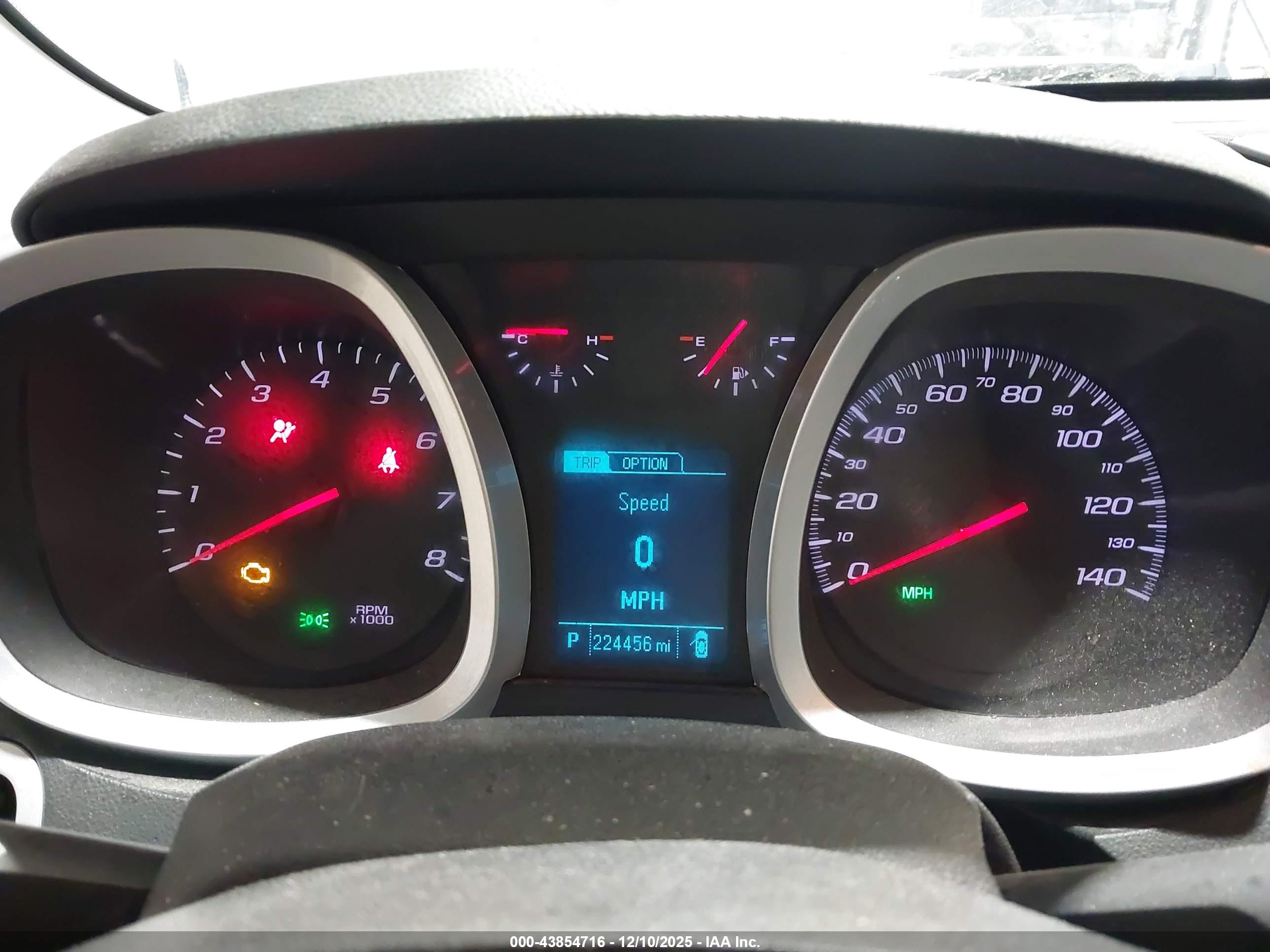 CHEVROLET EQUINOX image 7