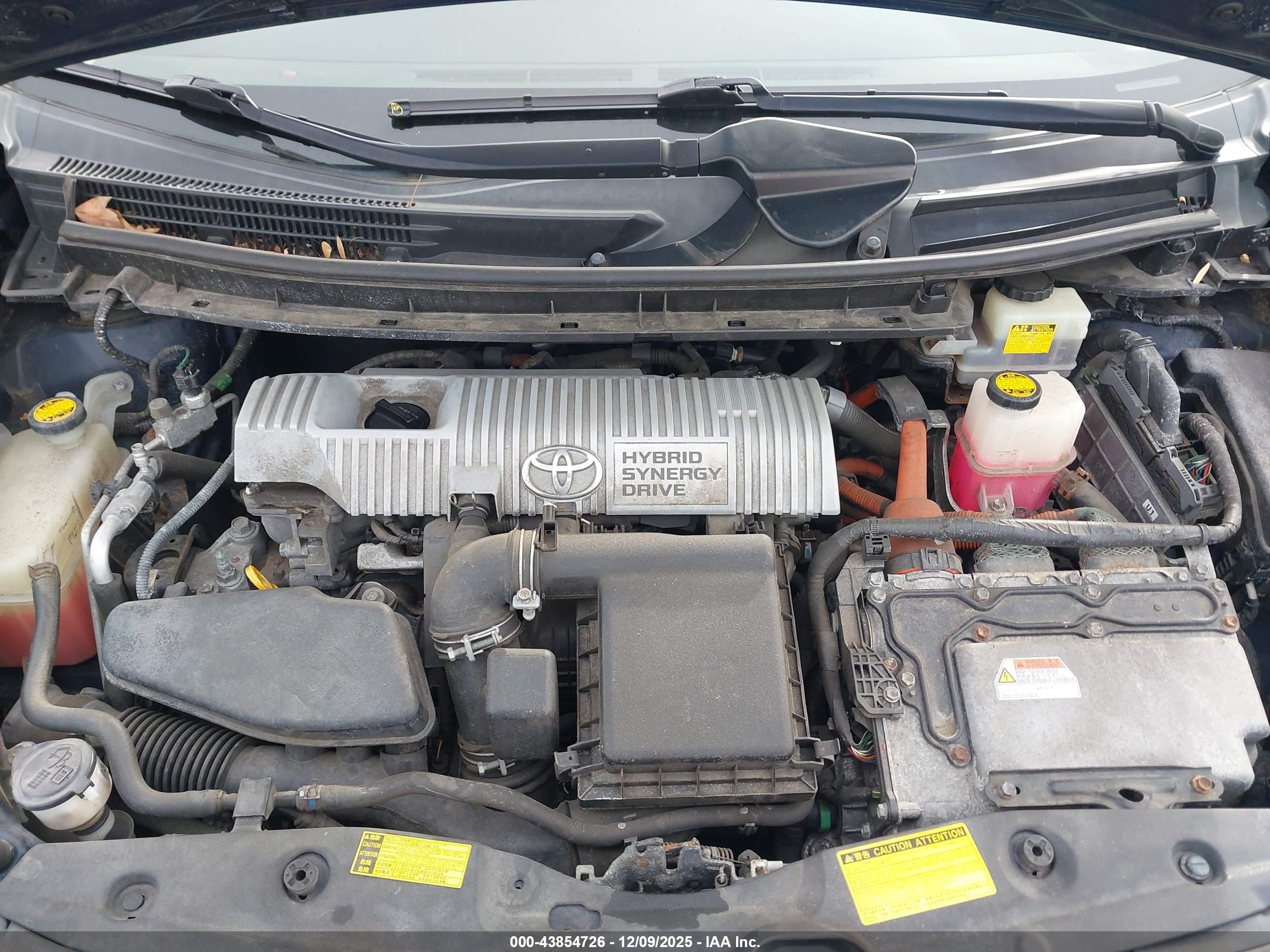 TOYOTA PRIUS image 10