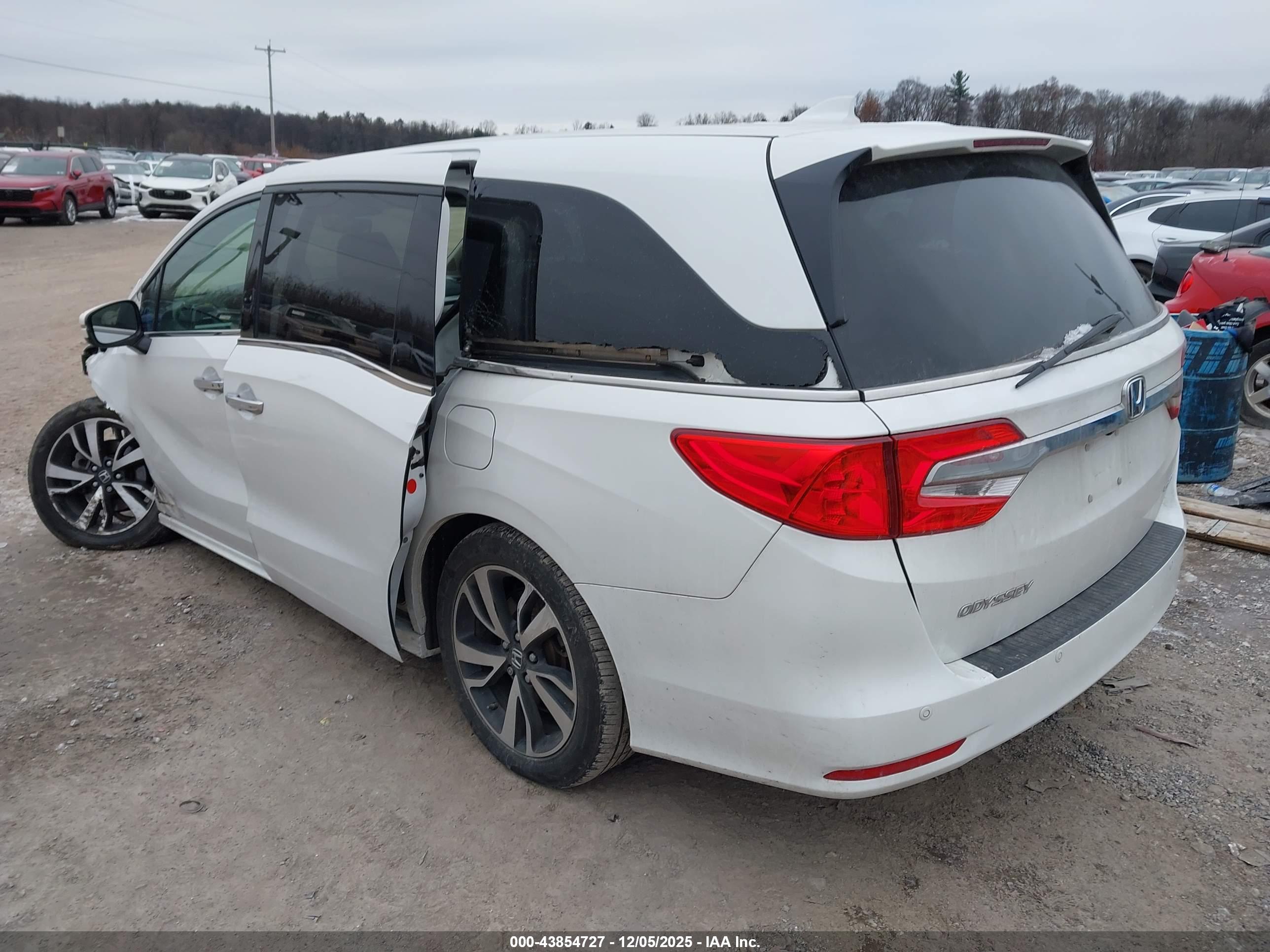 HONDA ODYSSEY image 3