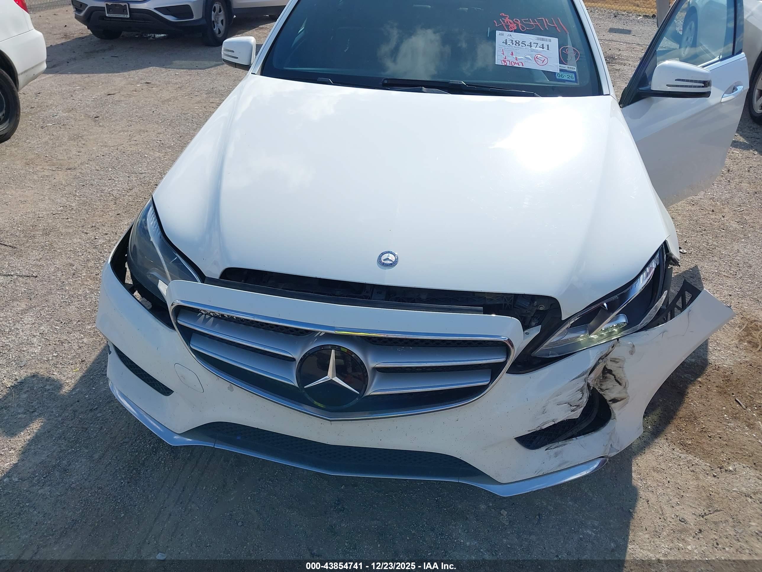 MERCEDES-BENZ E image 6