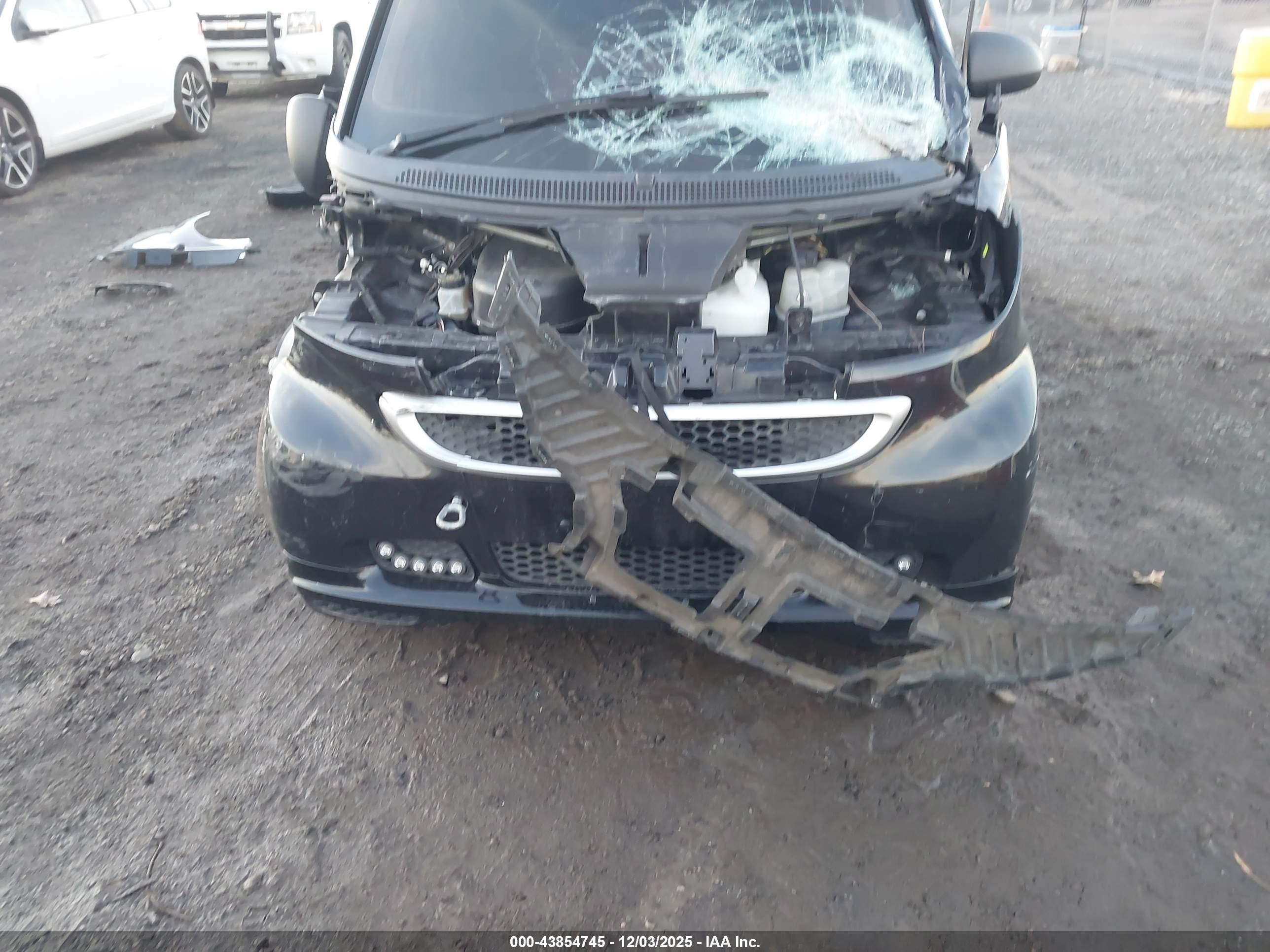SMART FORTWO image 6
