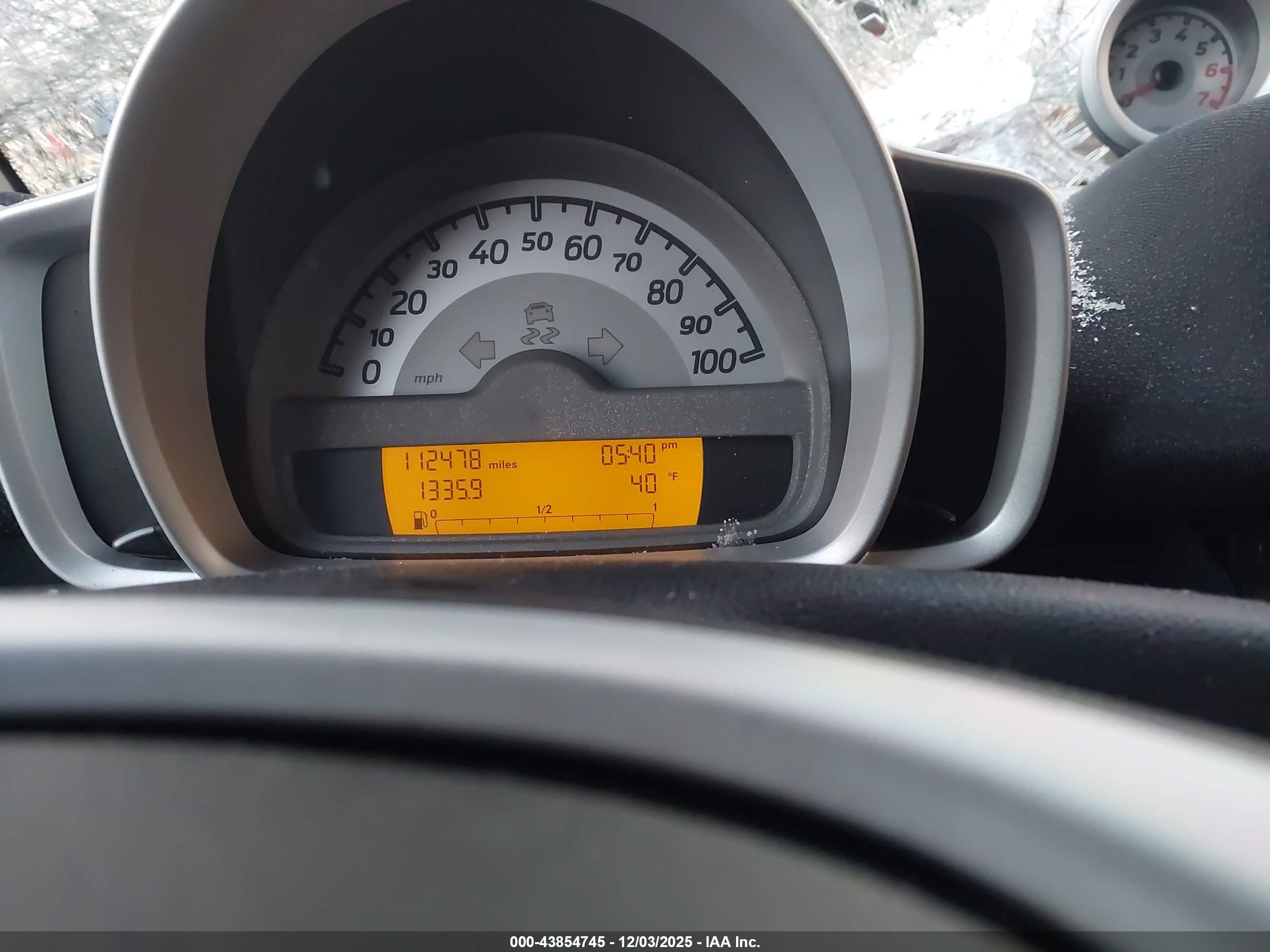 SMART FORTWO image 7