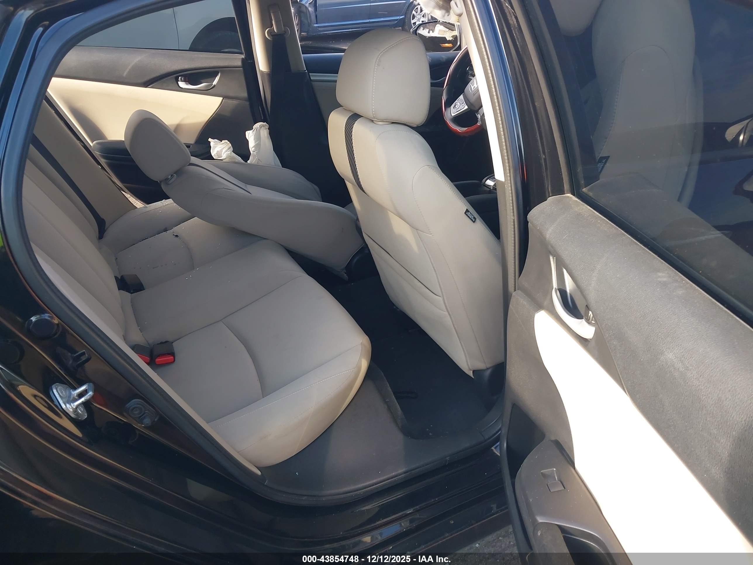 HONDA CIVIC image 8