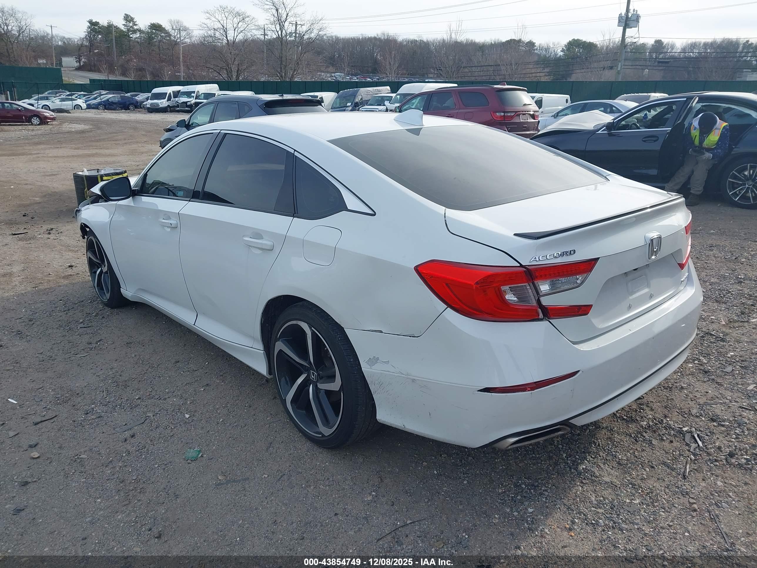 HONDA ACCORD image 3