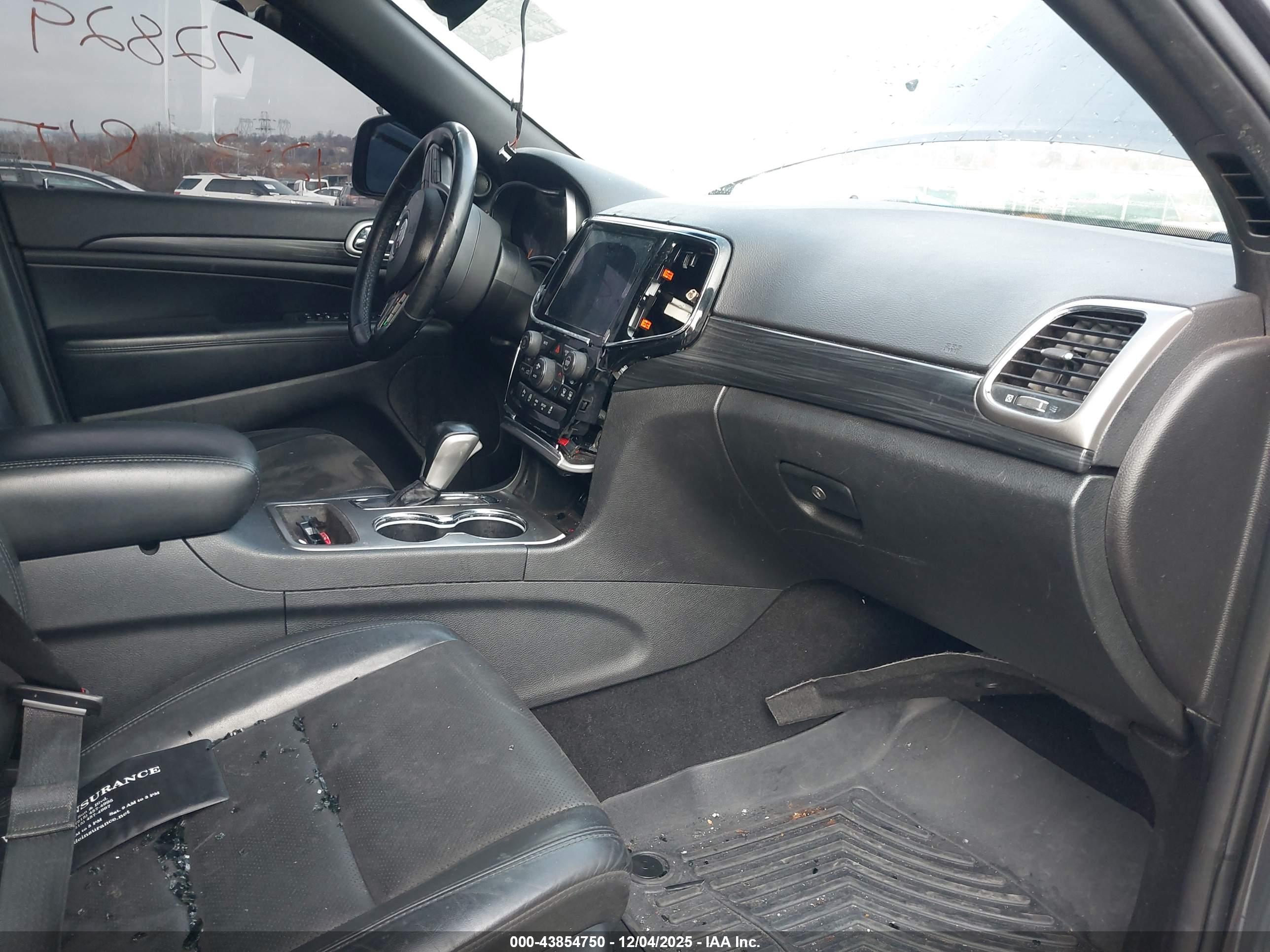 JEEP GRAND image 5