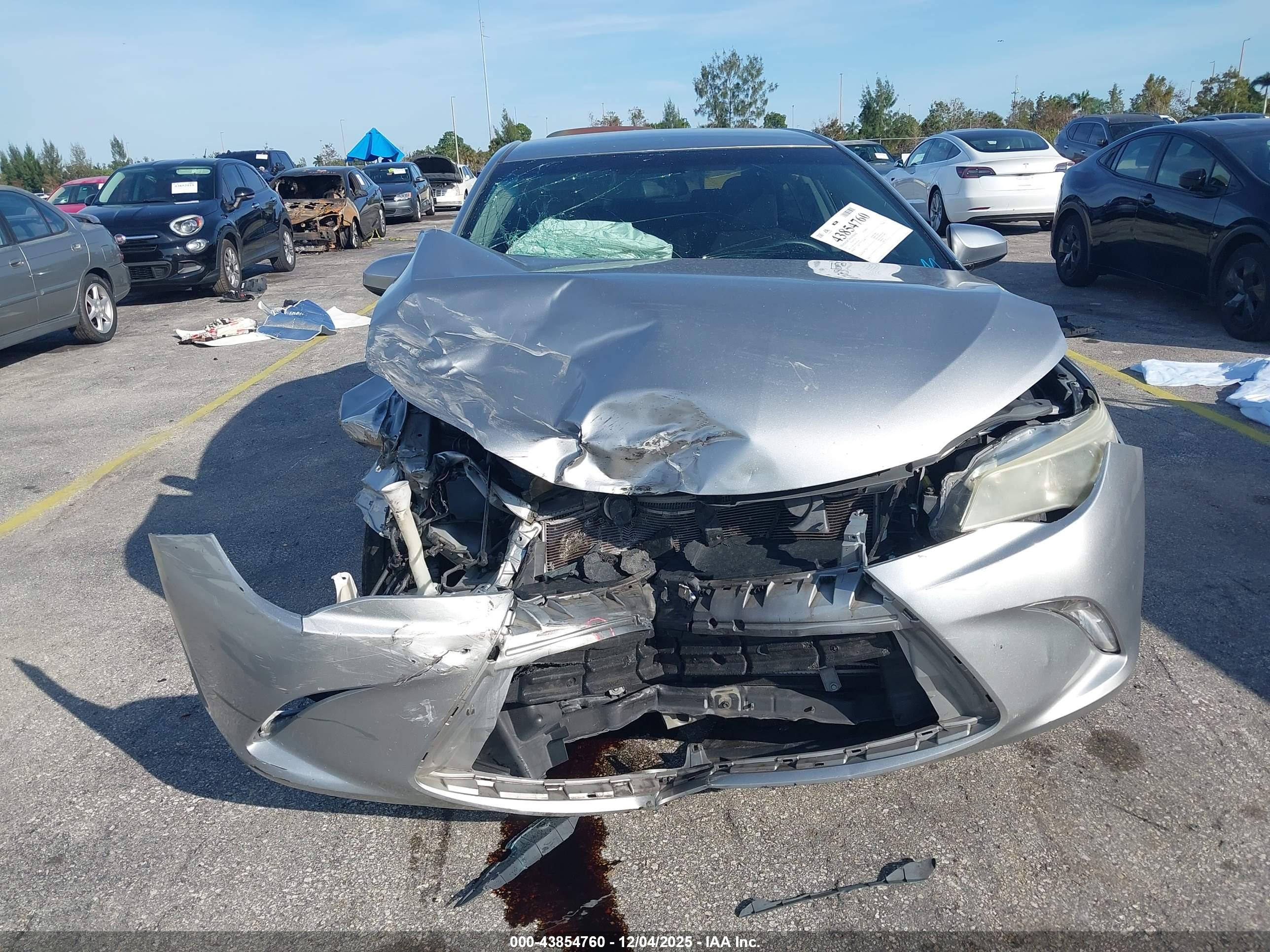 TOYOTA CAMRY image 6