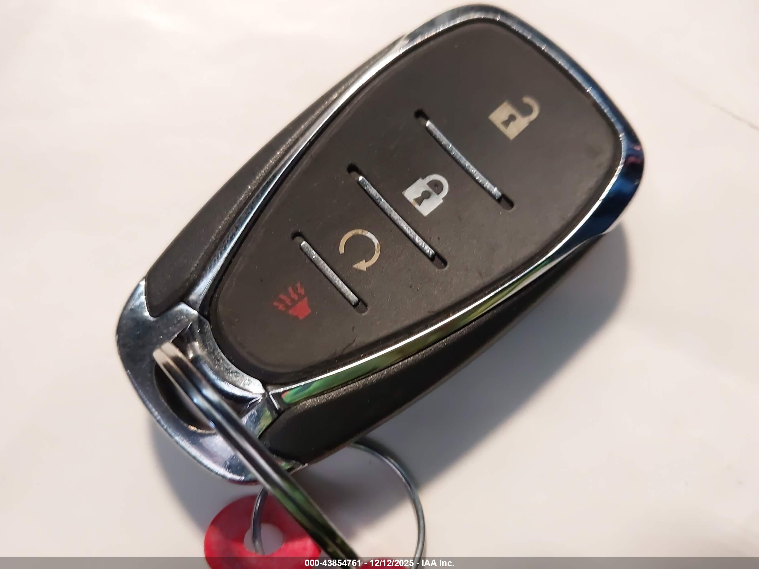 CHEVROLET TRAX image 11