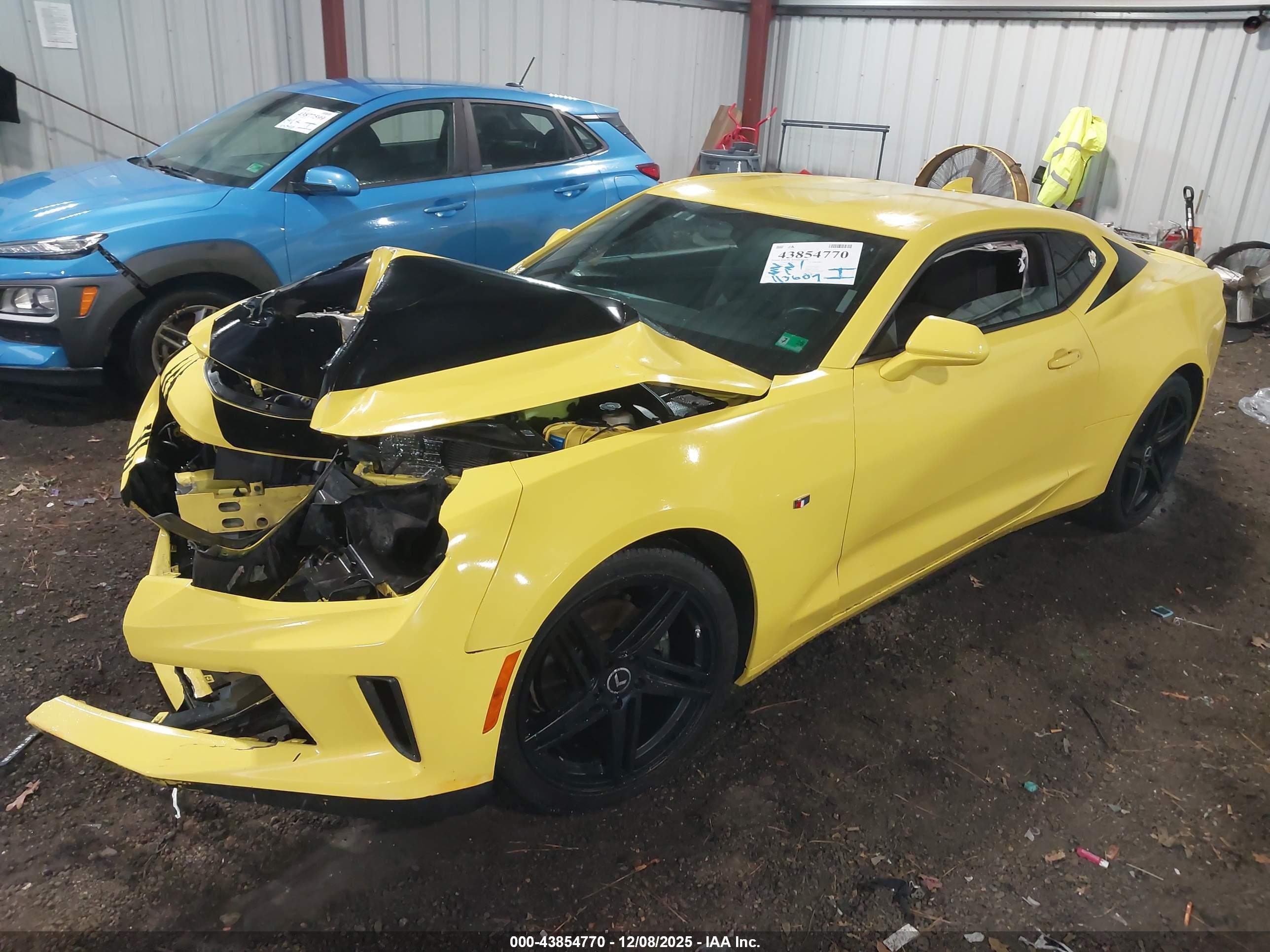 CHEVROLET CAMARO image 2