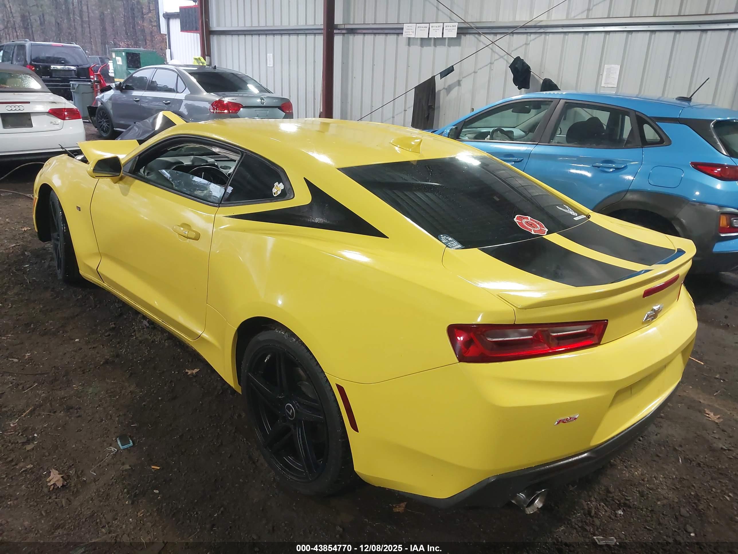 CHEVROLET CAMARO image 3