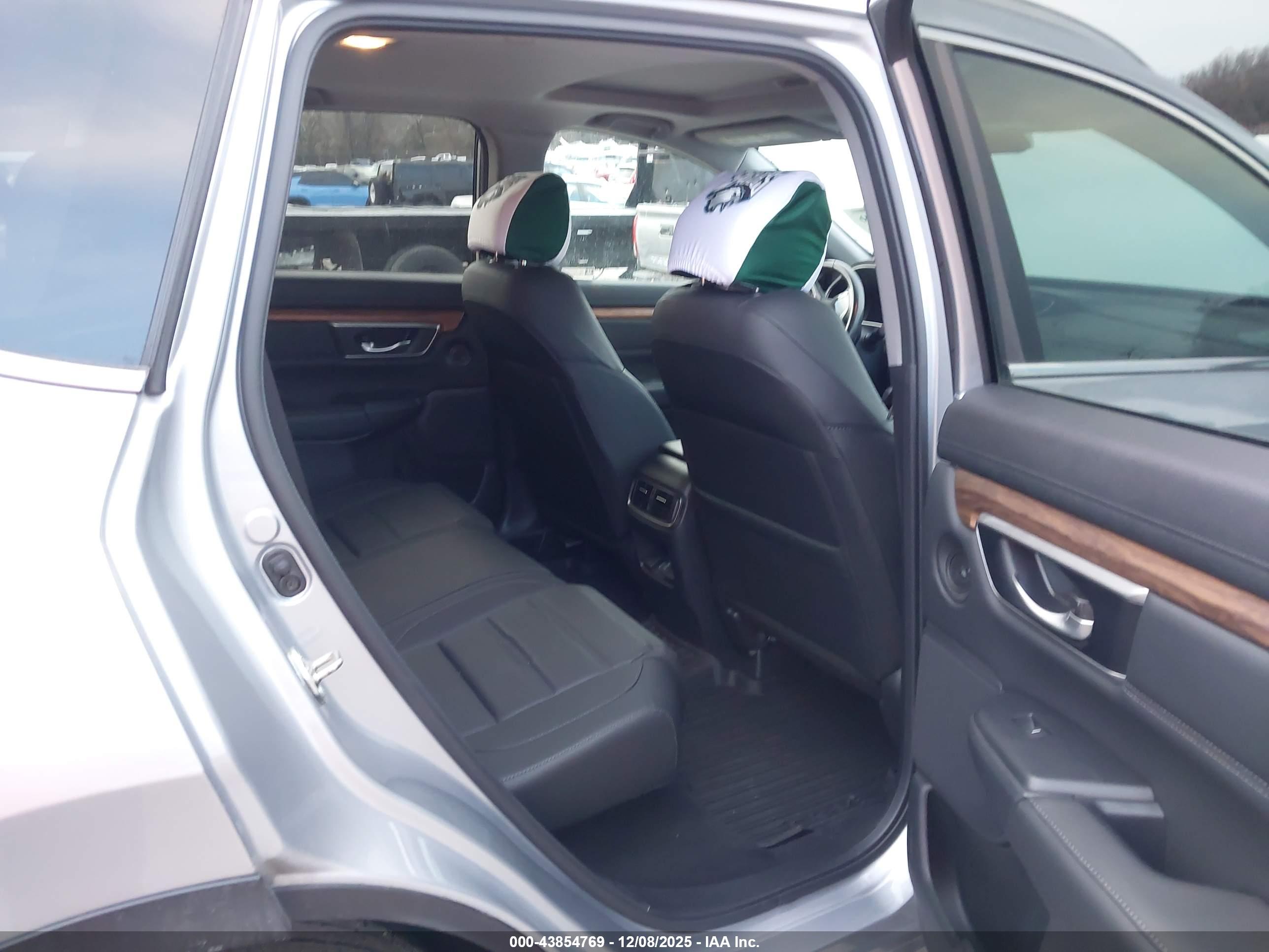 HONDA CR-V image 8
