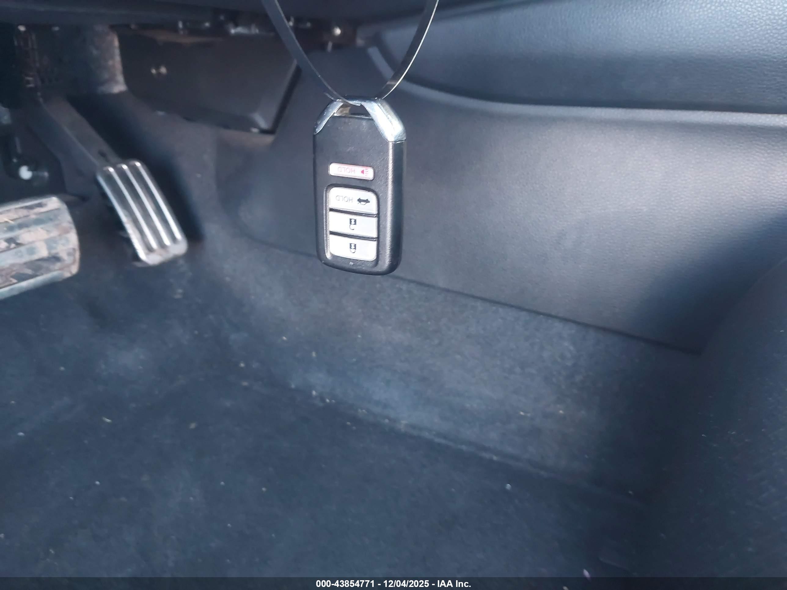 HONDA ACCORD image 11