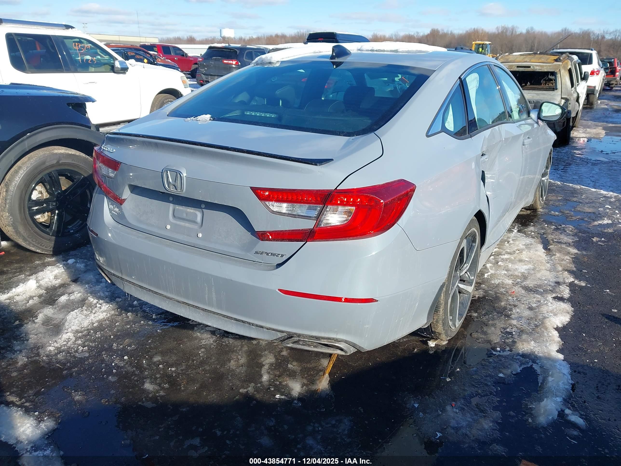HONDA ACCORD image 4