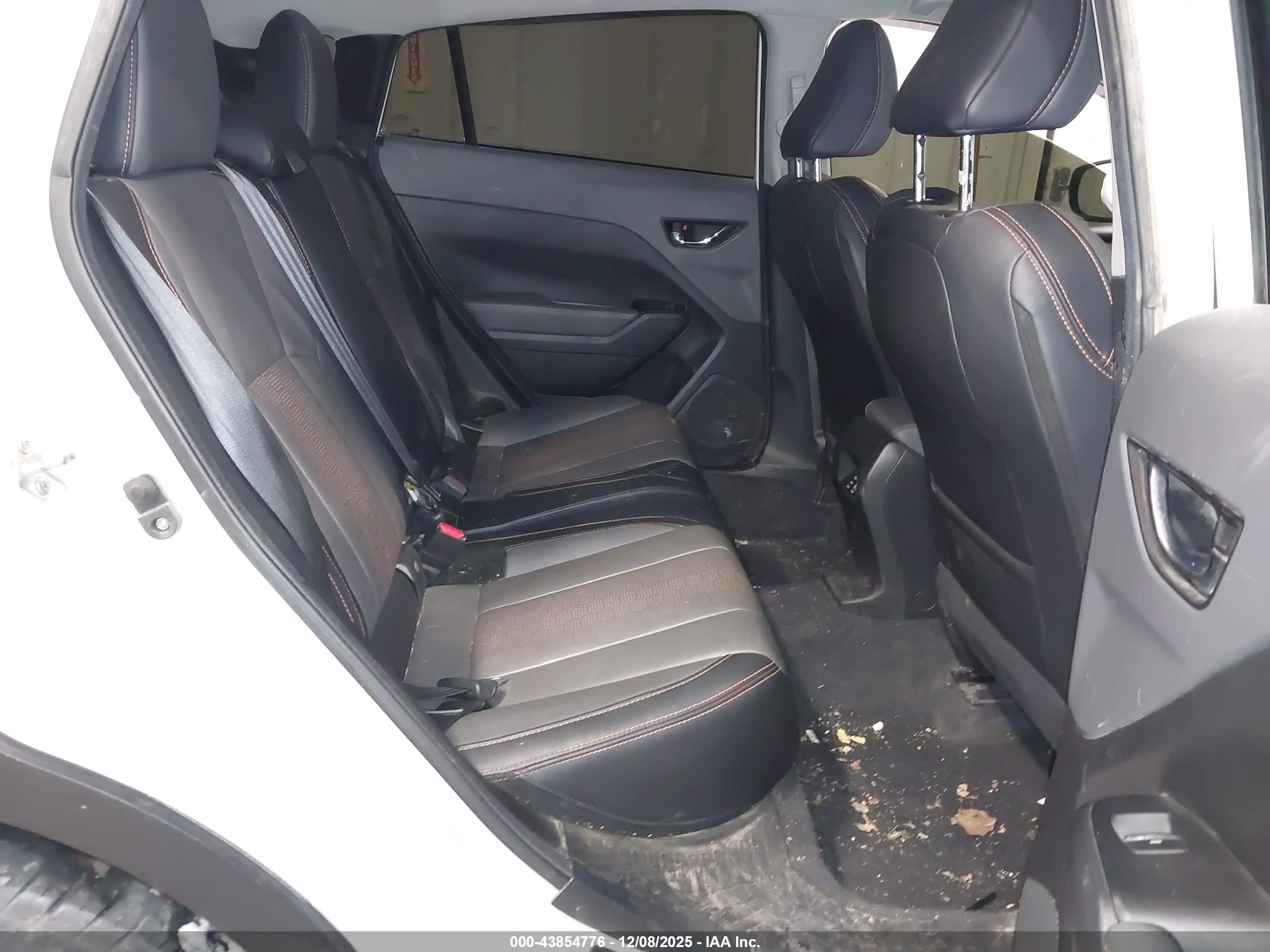SUBARU CROSSTREK image 8