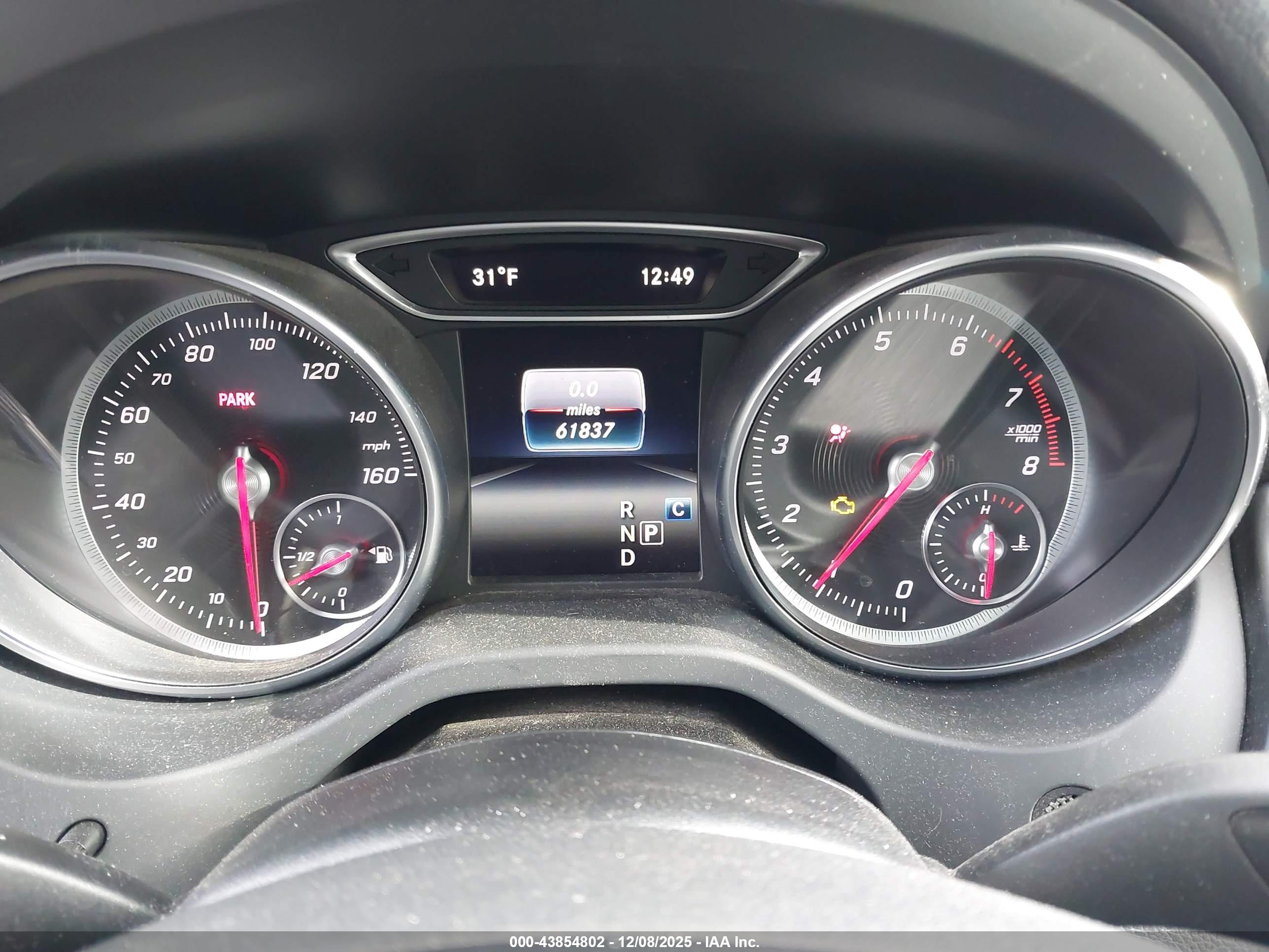 MERCEDES-BENZ GLA image 7