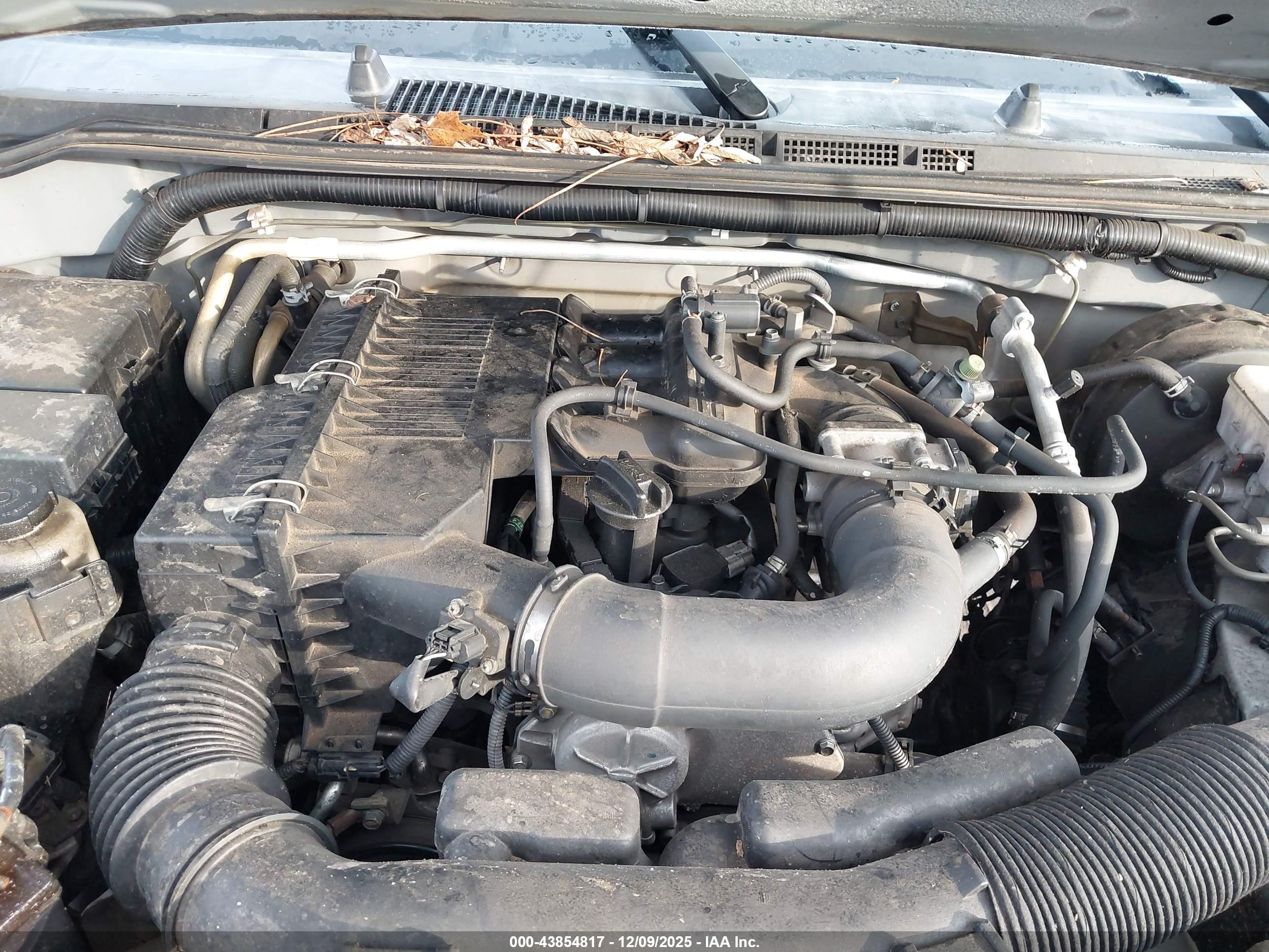 NISSAN FRONTIER image 10