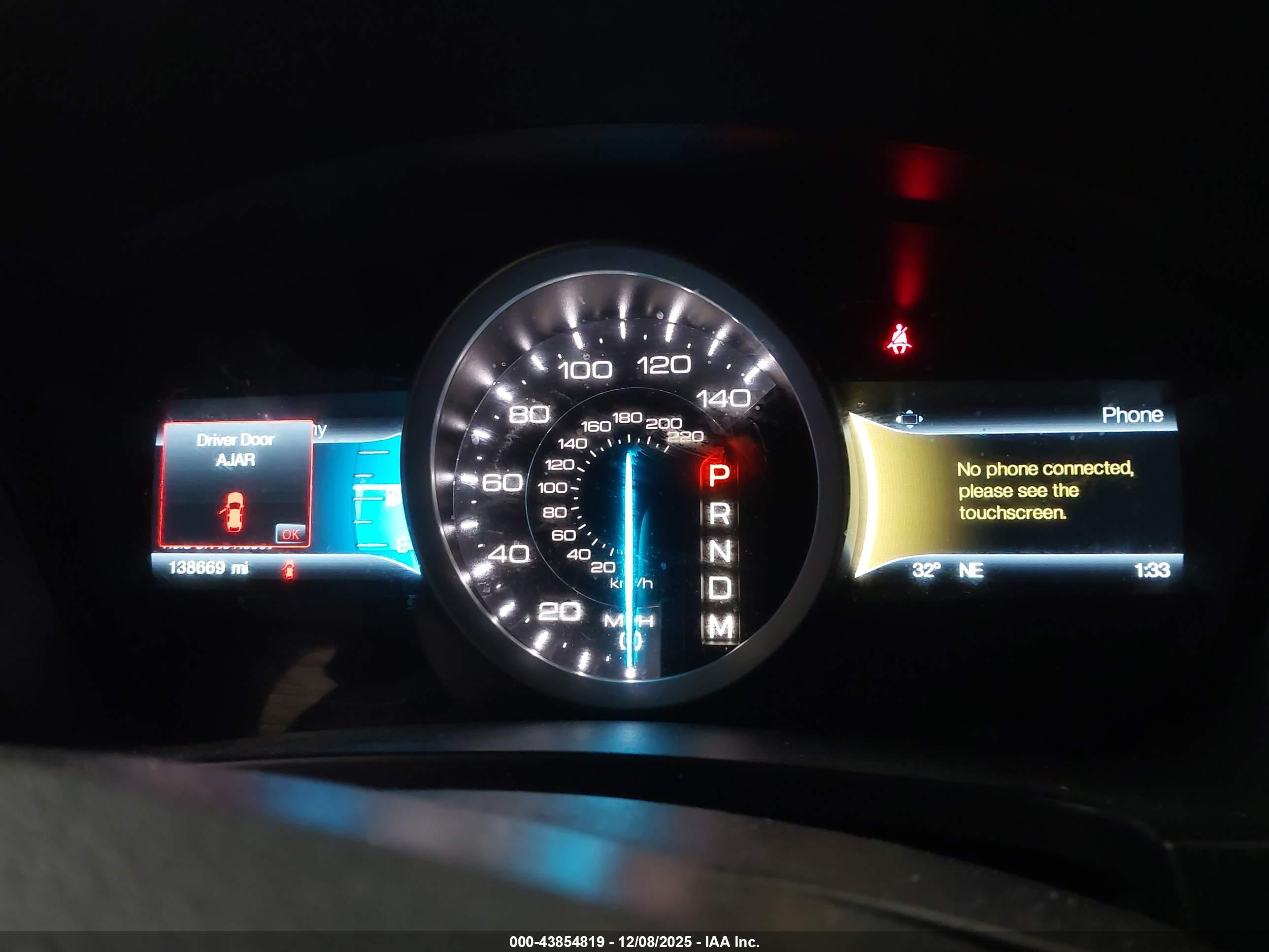 FORD EXPLORER image 7