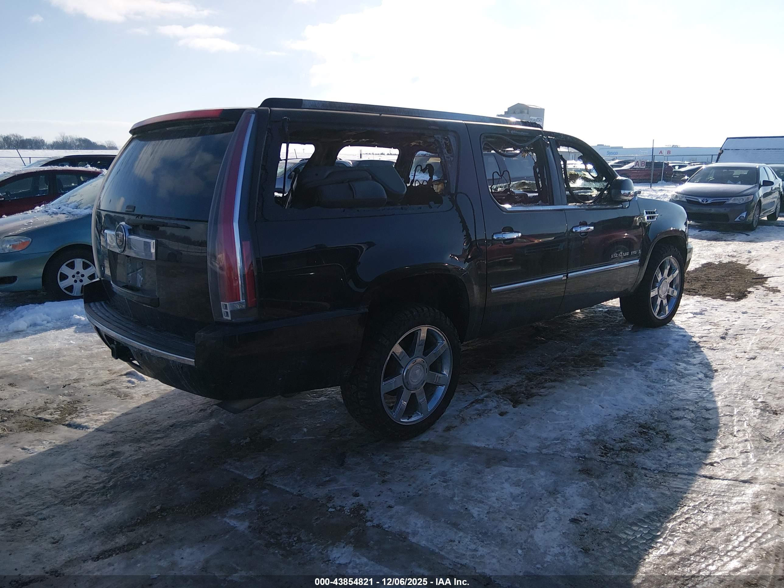 CADILLAC ESCALADE image 4