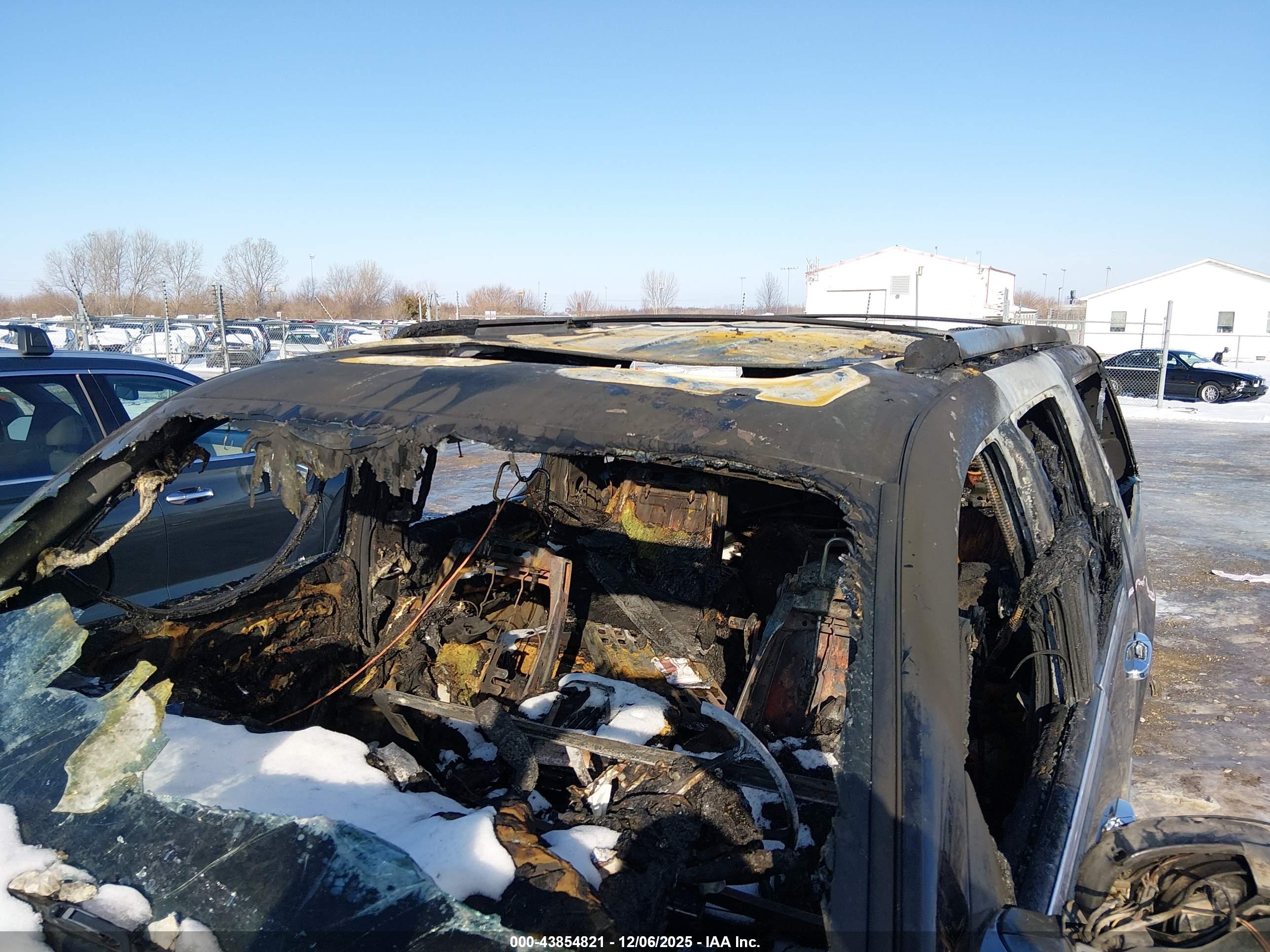 CADILLAC ESCALADE image 6
