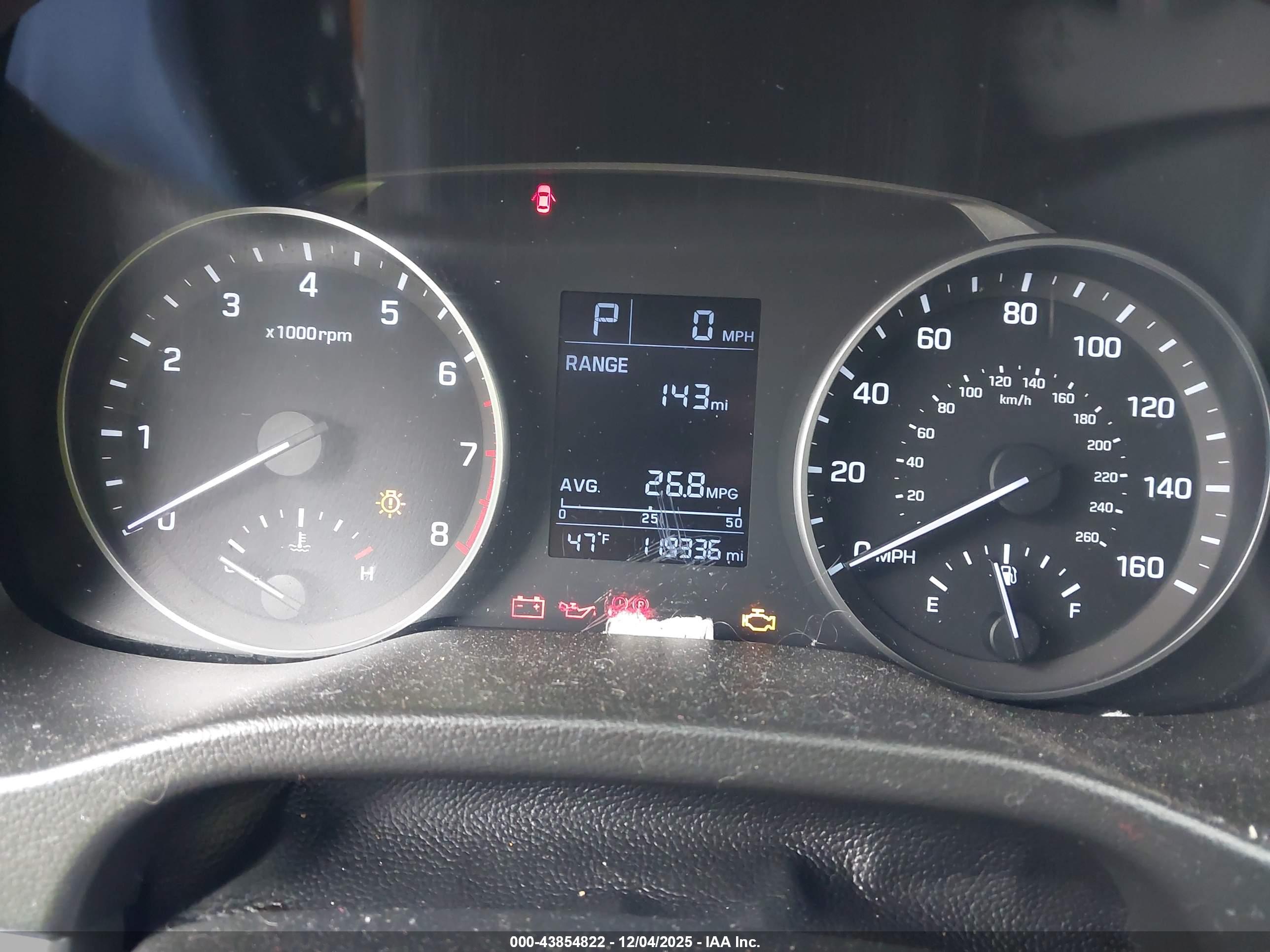 HYUNDAI ELANTRA image 7