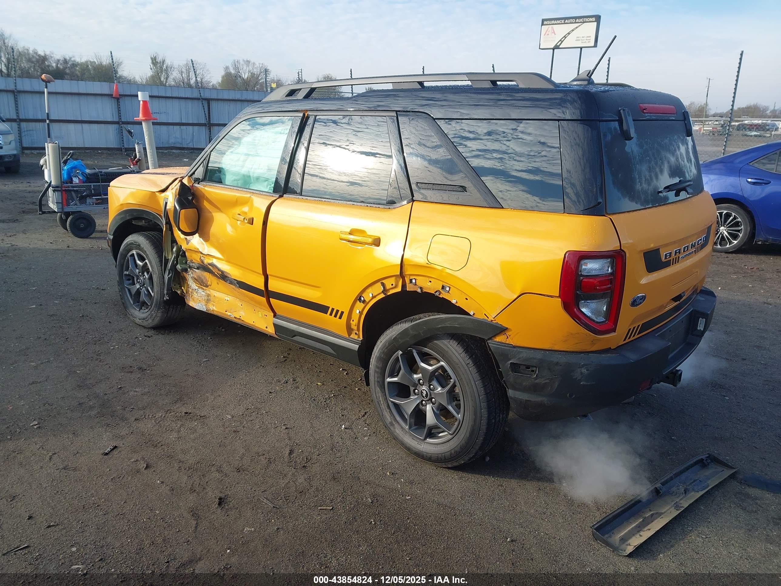 FORD BRONCO image 3